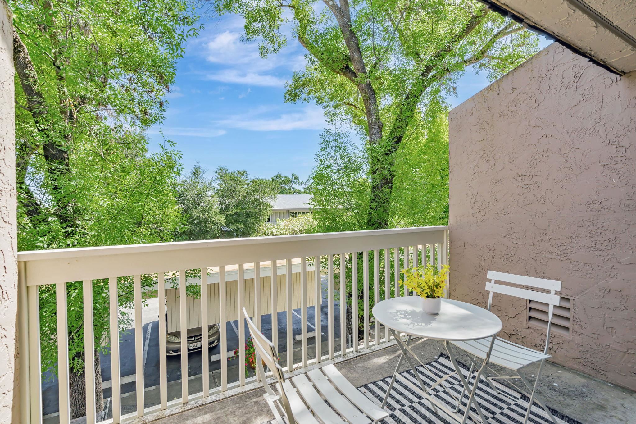 Detail Gallery Image 36 of 41 For 675 Sharon Park Dr #245,  Menlo Park,  CA 94025 - 2 Beds | 2 Baths