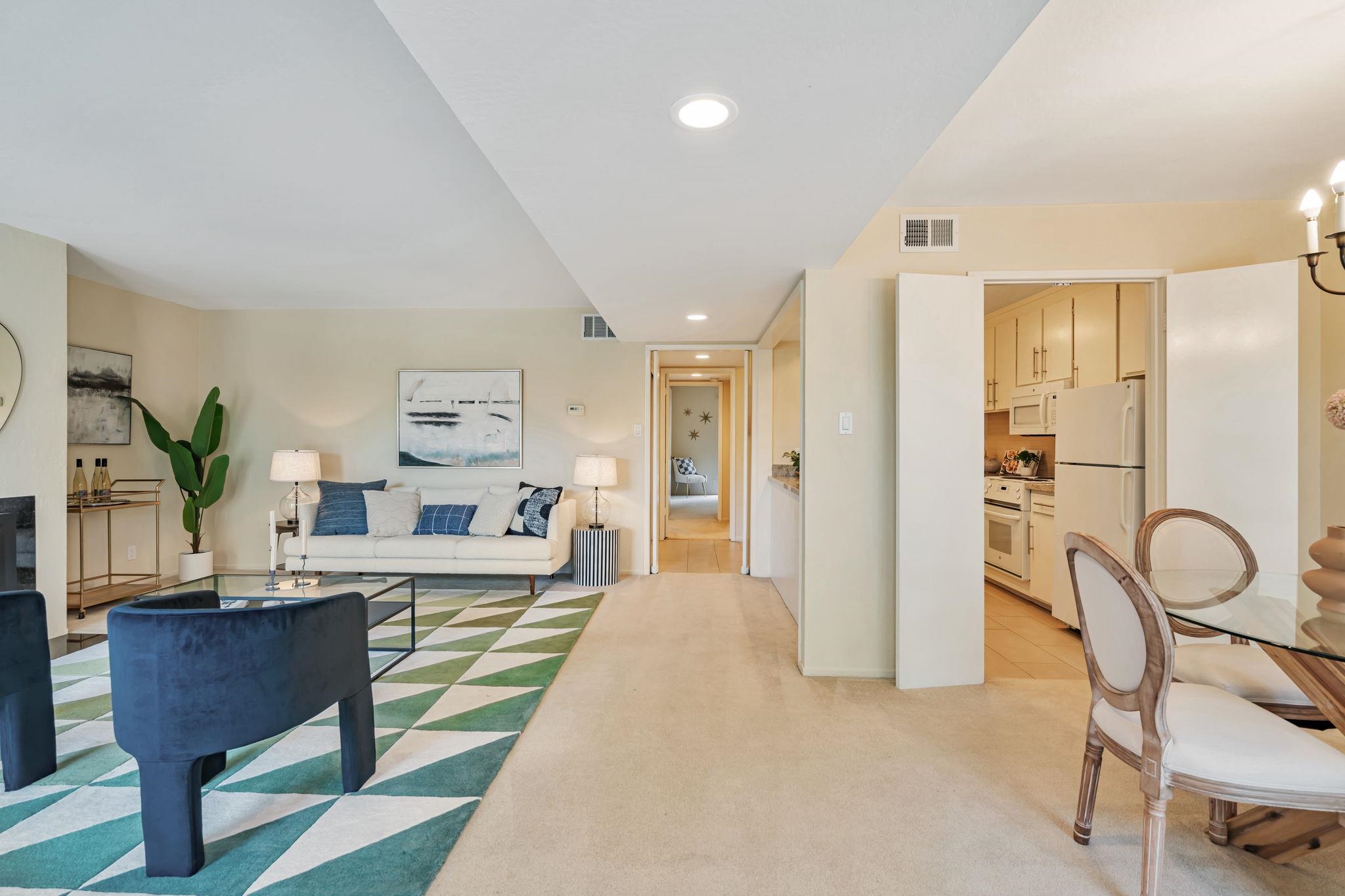 Detail Gallery Image 6 of 41 For 675 Sharon Park Dr #245,  Menlo Park,  CA 94025 - 2 Beds | 2 Baths