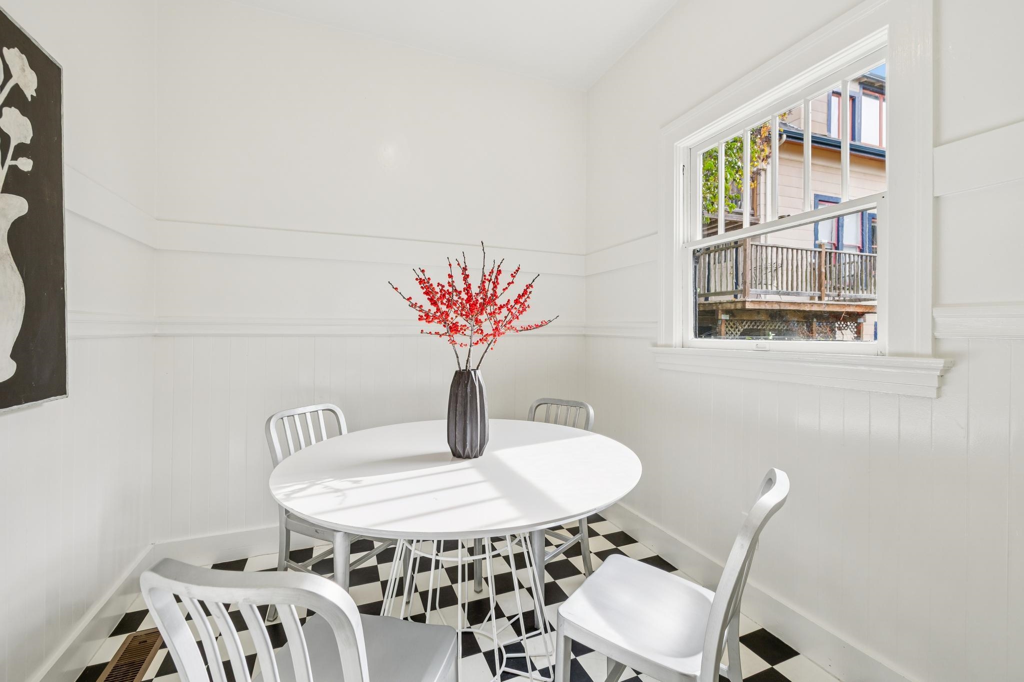 Detail Gallery Image 22 of 57 For 2012 Rose St, Berkeley,  CA 94709 - 2 Beds | 1/1 Baths