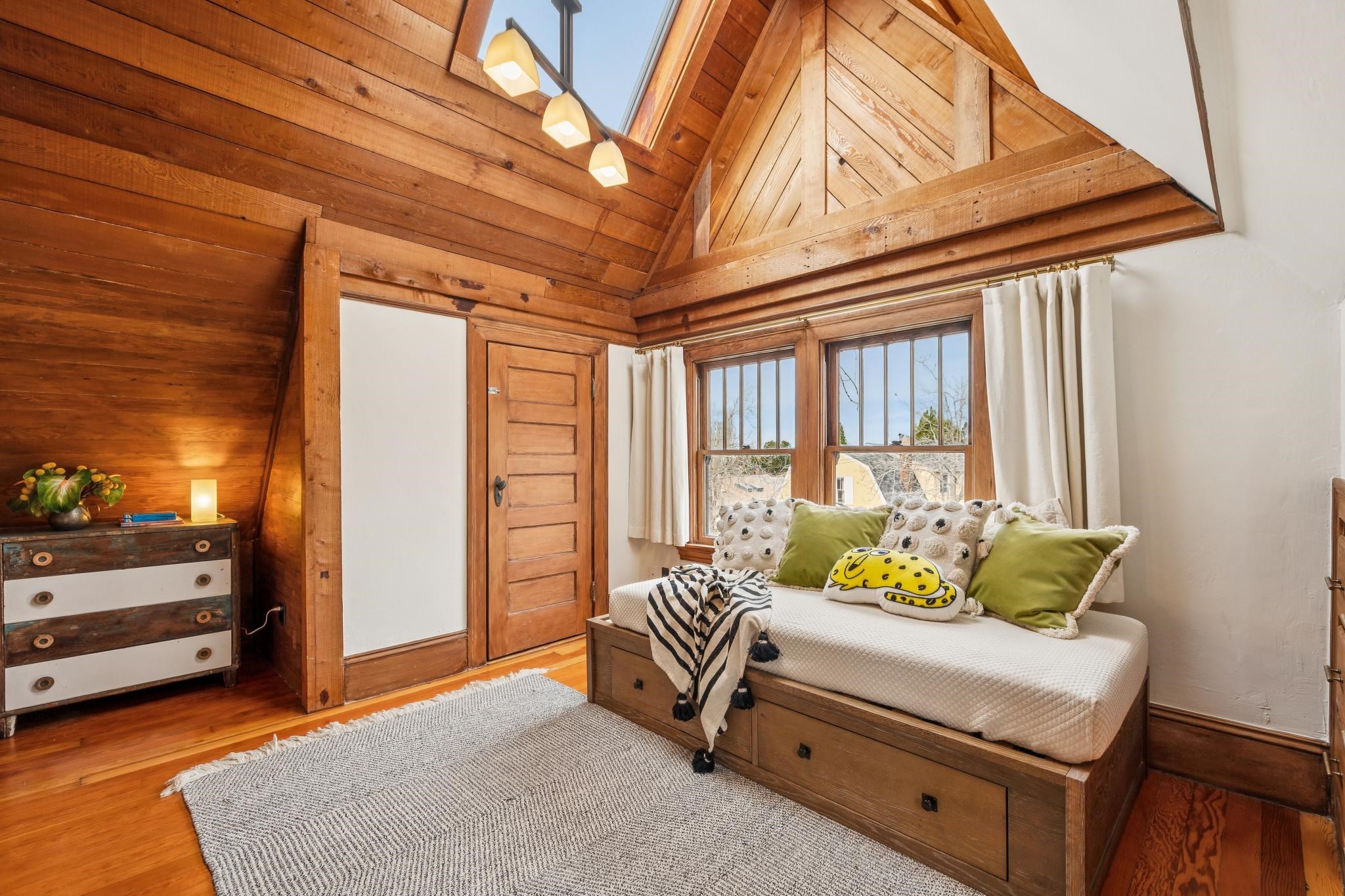 Detail Gallery Image 33 of 57 For 2012 Rose St, Berkeley,  CA 94709 - 2 Beds | 1/1 Baths