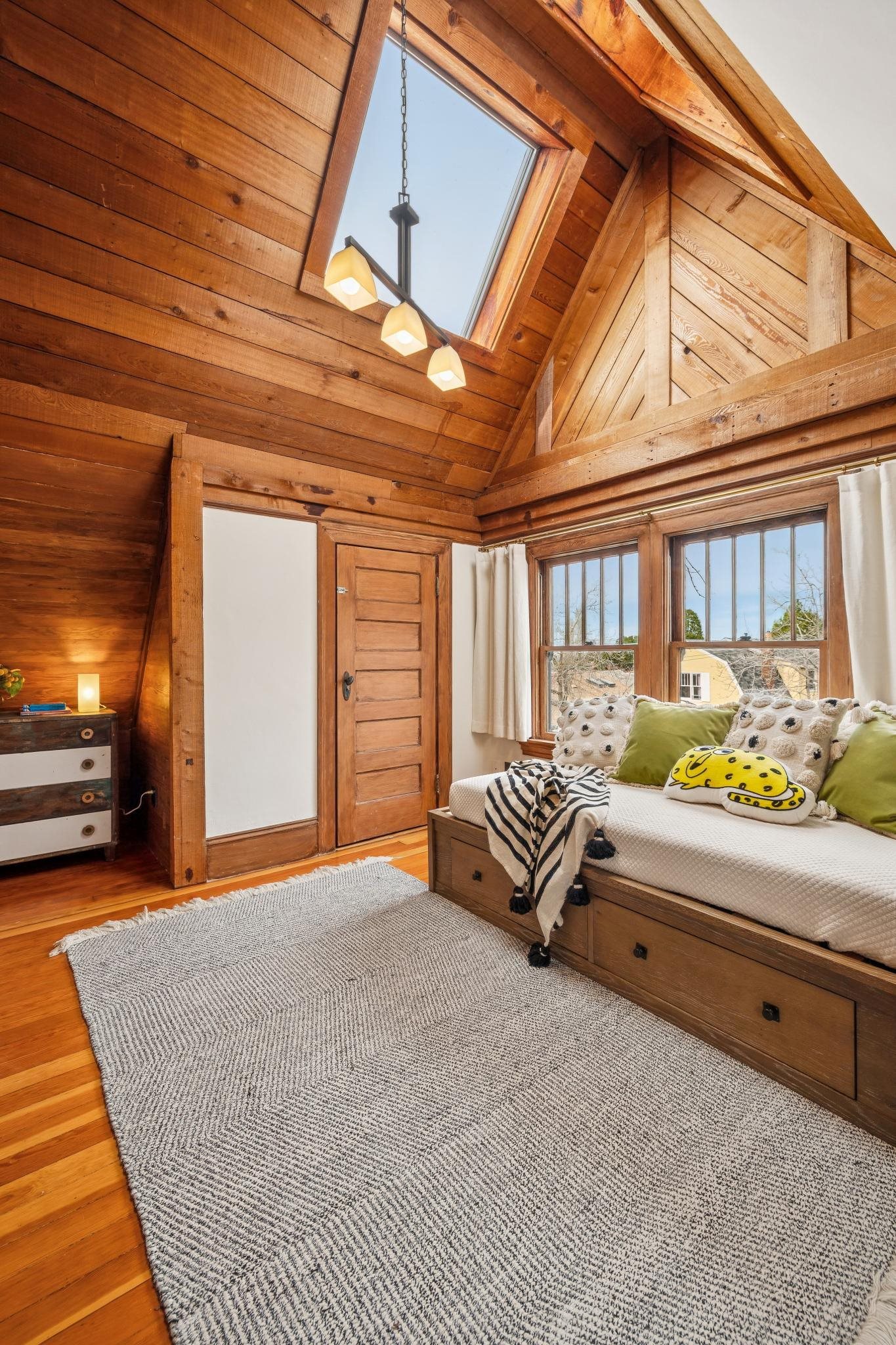 Detail Gallery Image 34 of 57 For 2012 Rose St, Berkeley,  CA 94709 - 2 Beds | 1/1 Baths