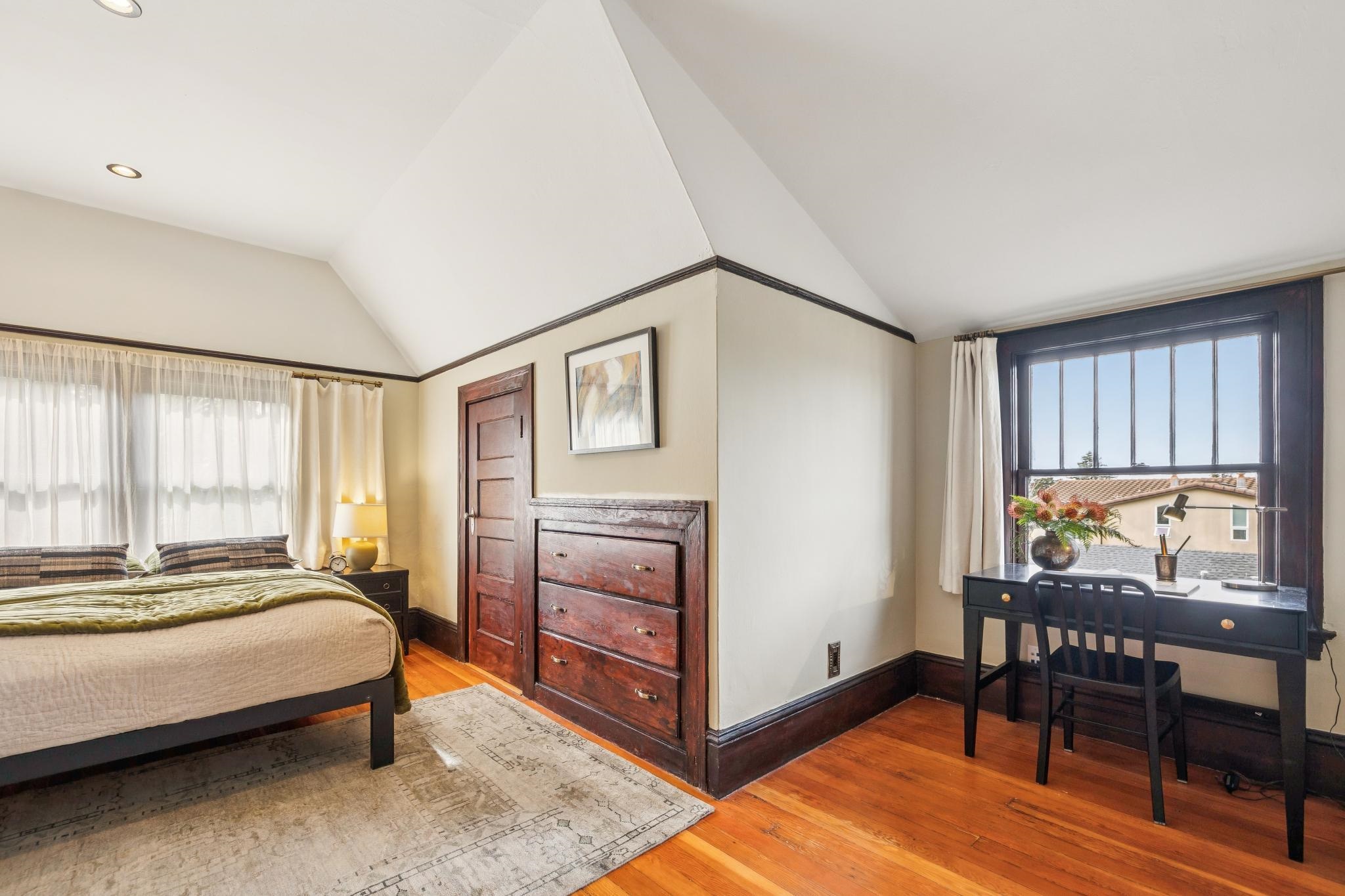 Detail Gallery Image 36 of 57 For 2012 Rose St, Berkeley,  CA 94709 - 2 Beds | 1/1 Baths