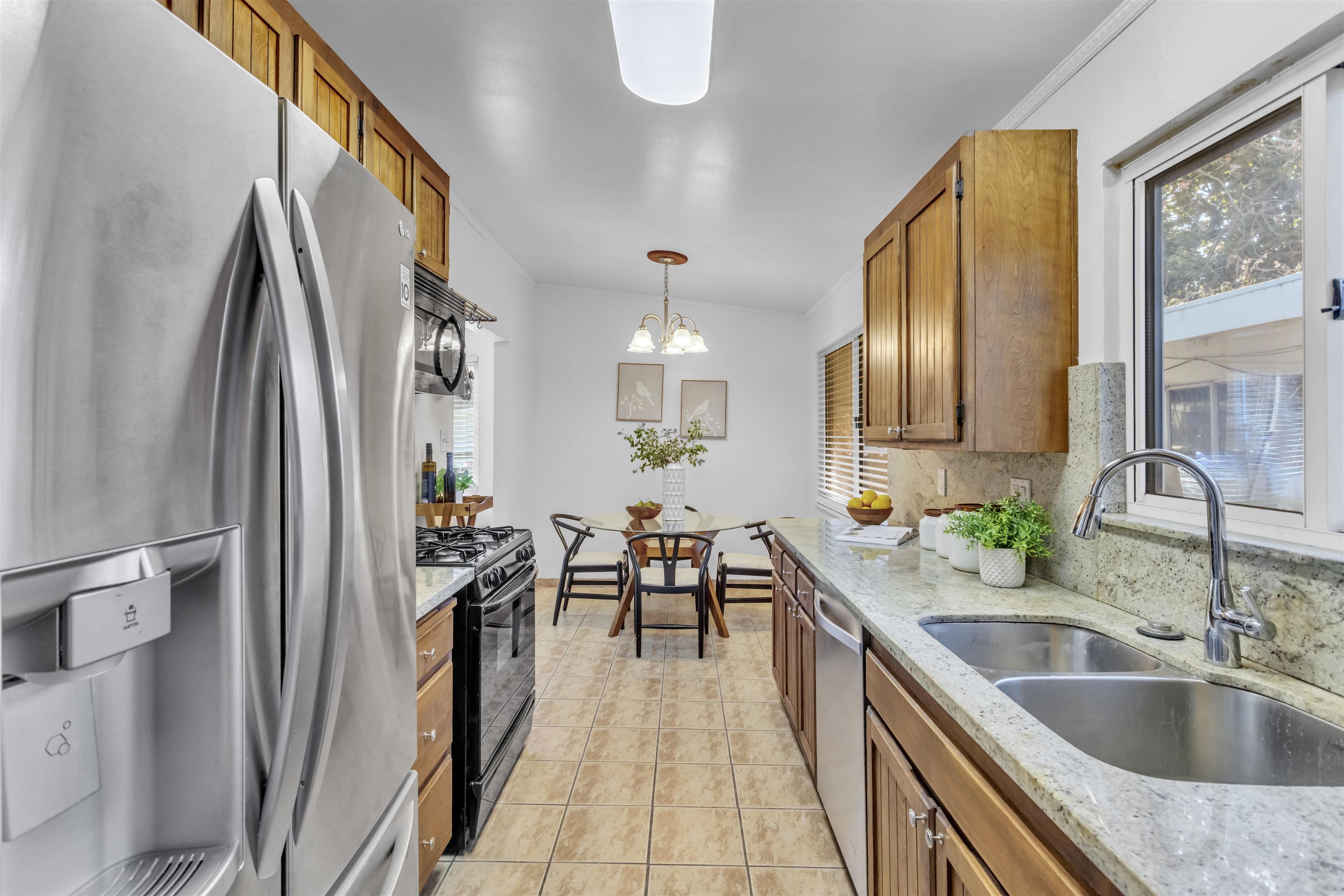 Detail Gallery Image 7 of 26 For 312 Cottonwood Dr, Vallejo,  CA 94591 - 3 Beds | 1 Baths