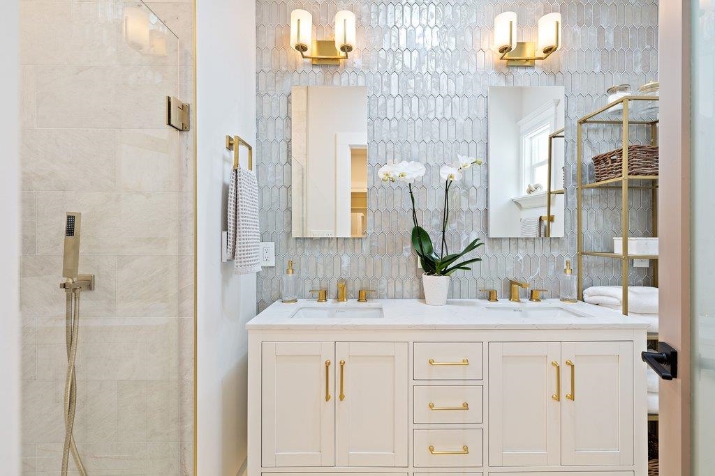 Detail Gallery Image 20 of 55 For 1634 Blake St, Berkeley,  CA 94703 - 4 Beds | 3 Baths