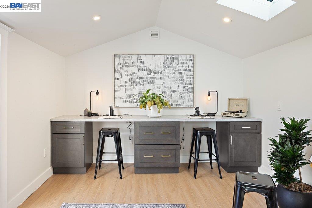 Detail Gallery Image 32 of 55 For 1634 Blake St, Berkeley,  CA 94703 - 4 Beds | 3 Baths