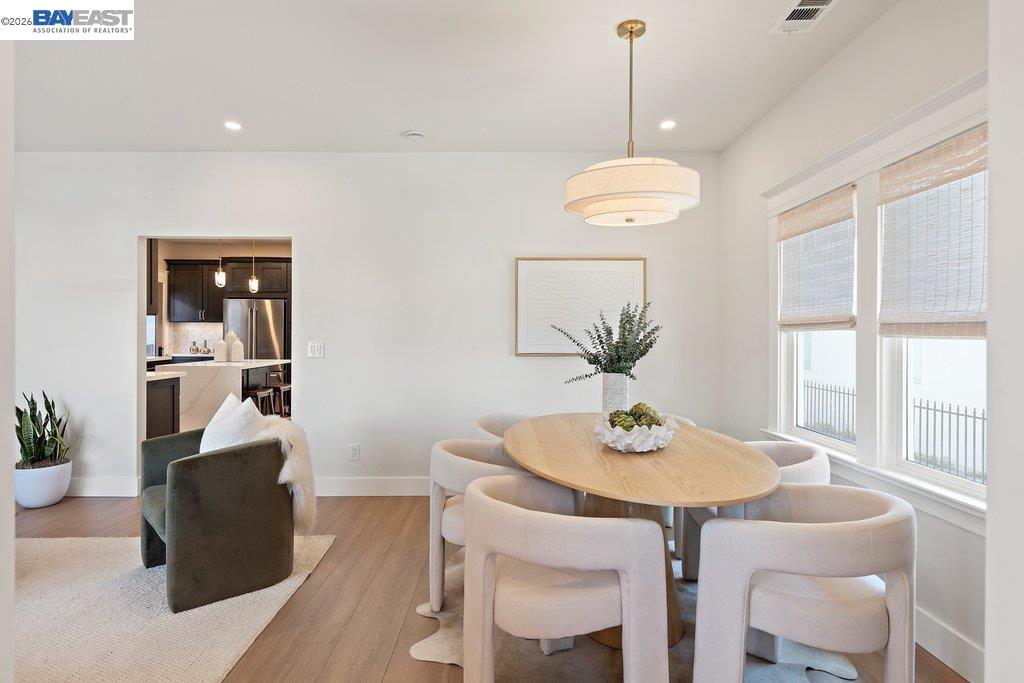 Detail Gallery Image 5 of 55 For 1634 Blake St, Berkeley,  CA 94703 - 4 Beds | 3 Baths