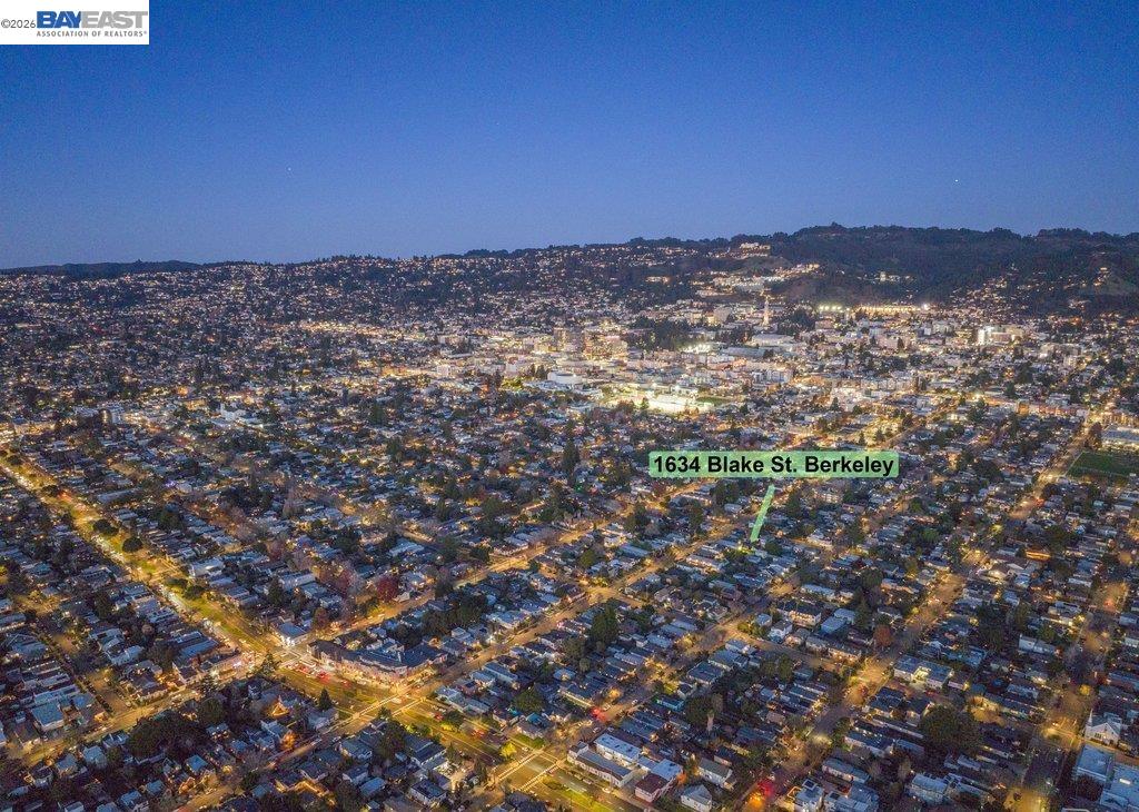 Detail Gallery Image 50 of 55 For 1634 Blake St, Berkeley,  CA 94703 - 4 Beds | 3 Baths