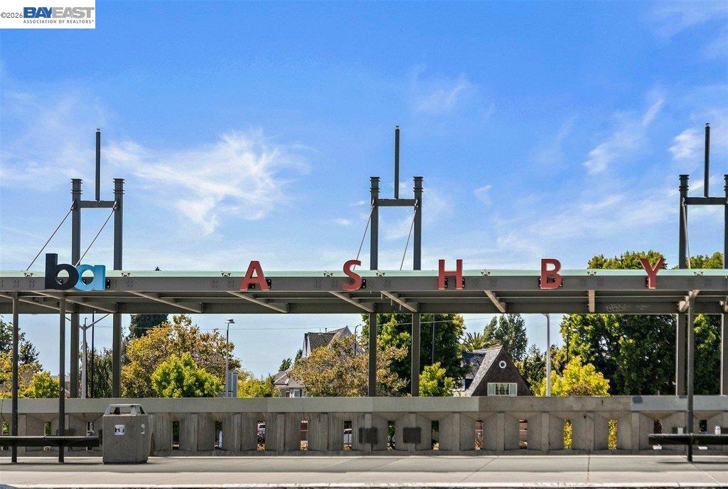 Detail Gallery Image 54 of 55 For 1634 Blake St, Berkeley,  CA 94703 - 4 Beds | 3 Baths