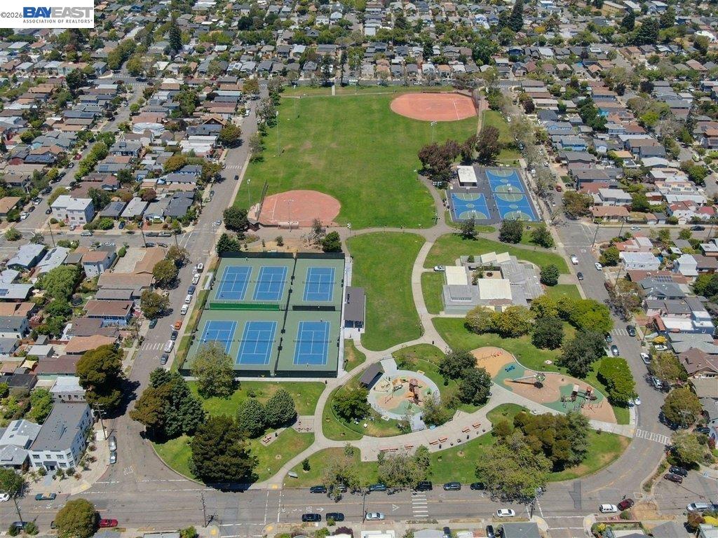 Detail Gallery Image 55 of 55 For 1634 Blake St, Berkeley,  CA 94703 - 4 Beds | 3 Baths