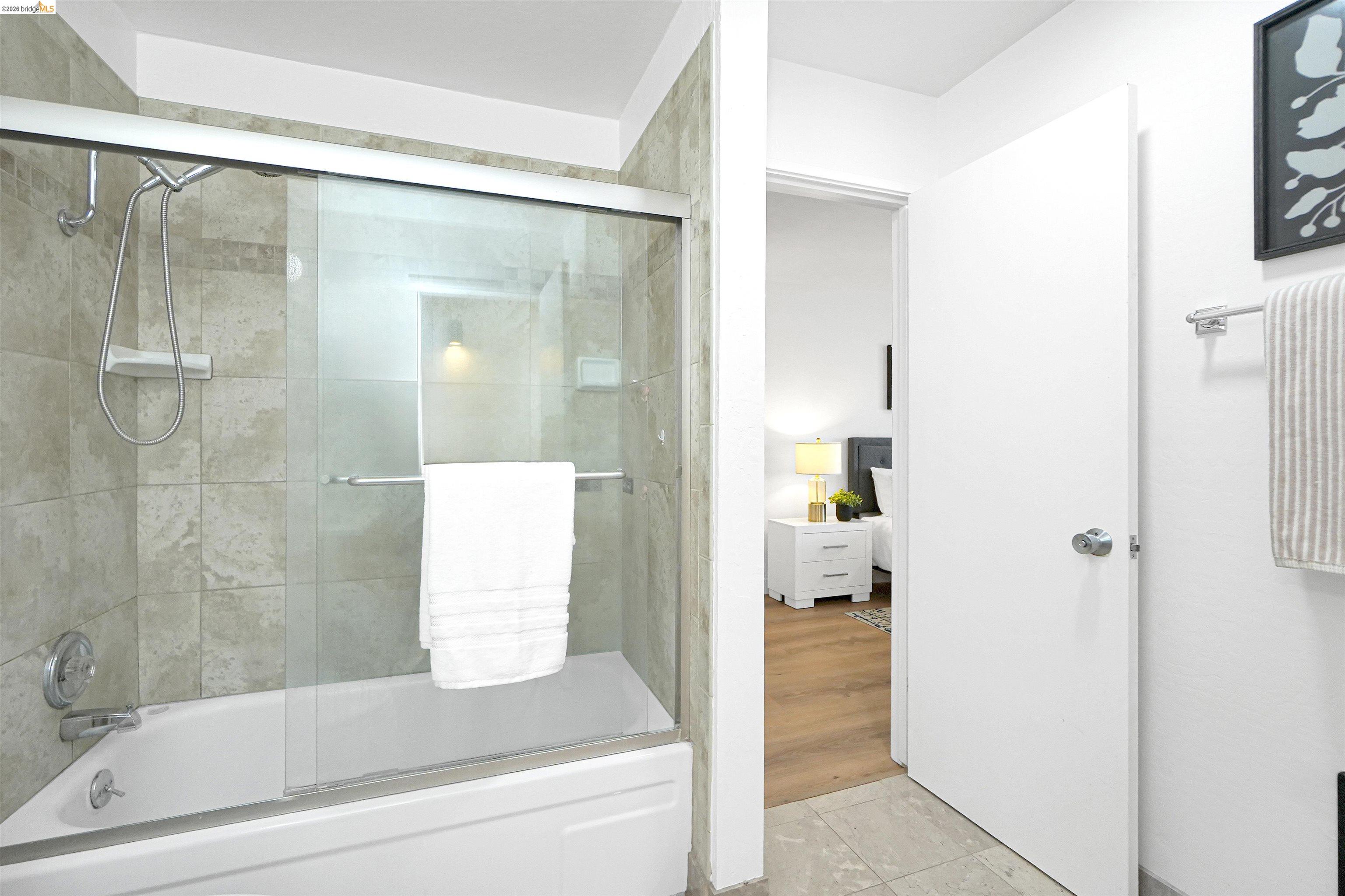 Detail Gallery Image 17 of 39 For 410 Auburn Way #42,  San Jose,  CA 95129 - 2 Beds | 1/1 Baths