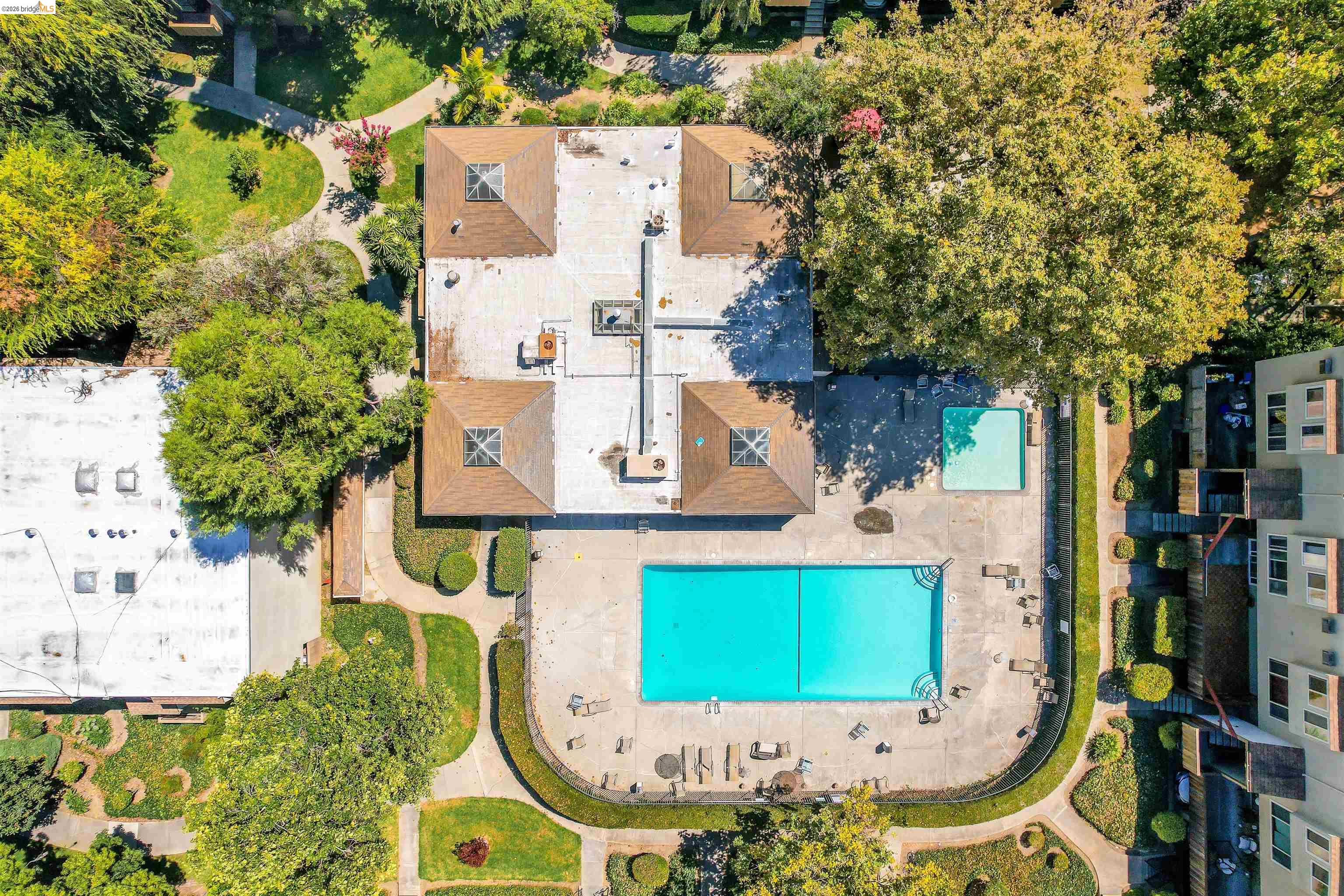 Detail Gallery Image 31 of 39 For 410 Auburn Way #42,  San Jose,  CA 95129 - 2 Beds | 1/1 Baths