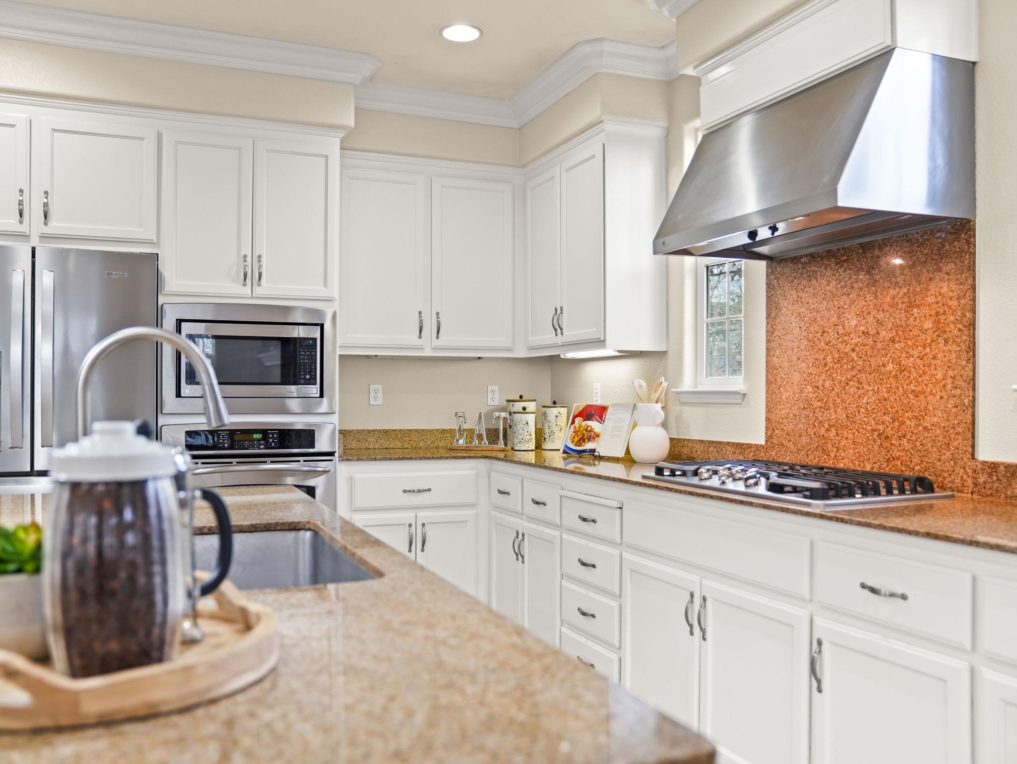 Detail Gallery Image 11 of 58 For 2705 Salisbury Way, San Ramon,  CA 94582 - 5 Beds | 3 Baths