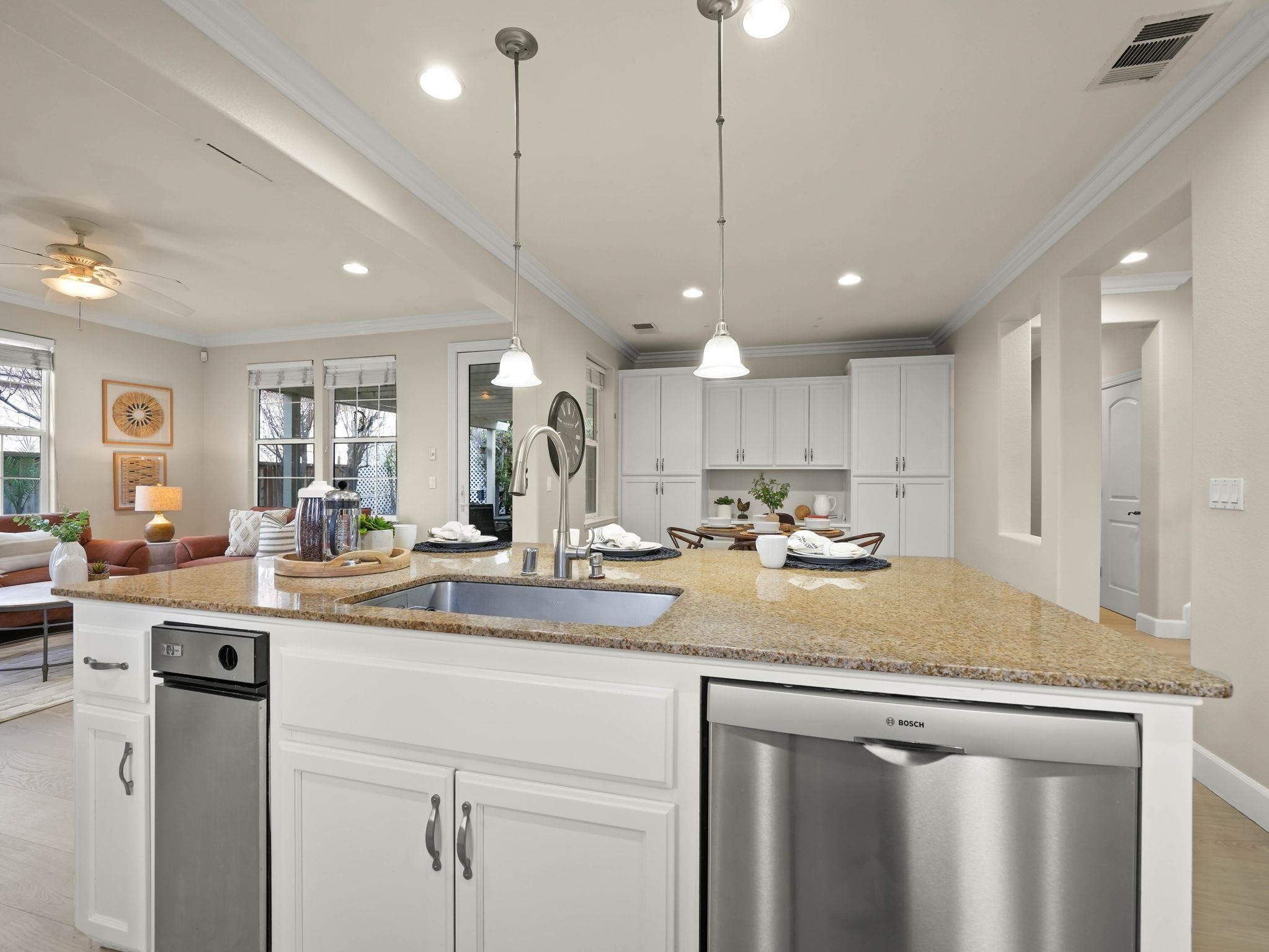 Detail Gallery Image 12 of 58 For 2705 Salisbury Way, San Ramon,  CA 94582 - 5 Beds | 3 Baths