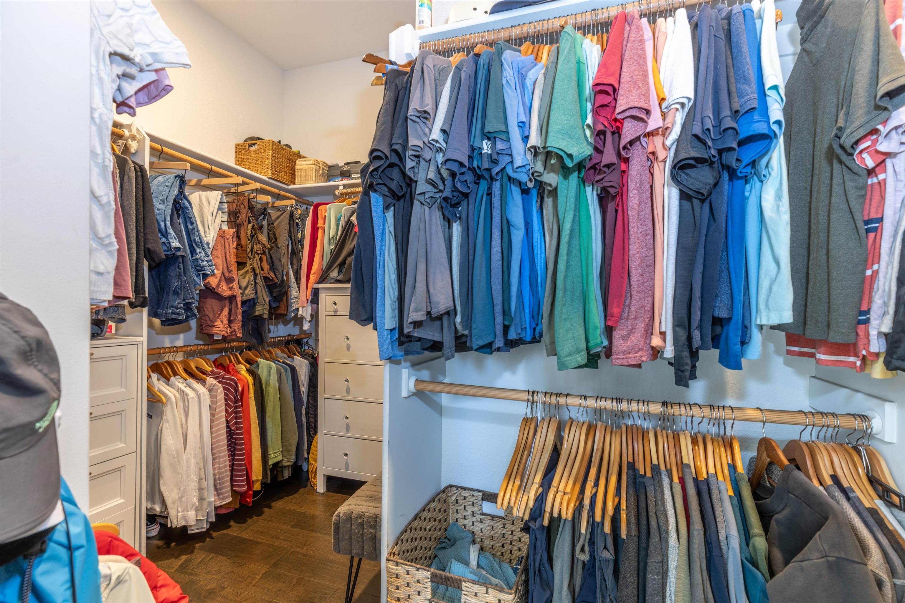 Detail Gallery Image 28 of 50 For 886 Old Oak Rd, Livermore,  CA 94550 - 5 Beds | 3 Baths