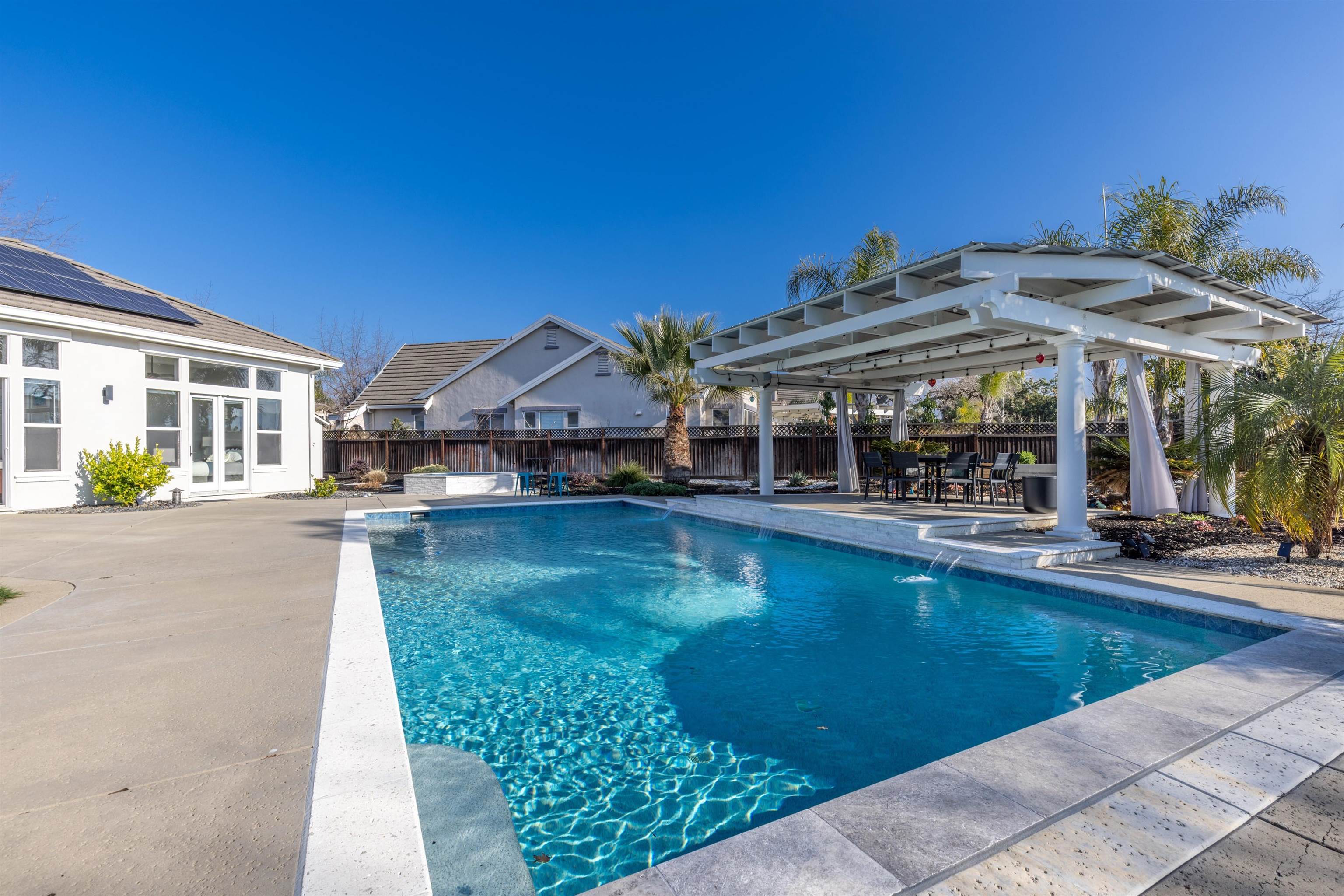 Detail Gallery Image 39 of 50 For 886 Old Oak Rd, Livermore,  CA 94550 - 5 Beds | 3 Baths