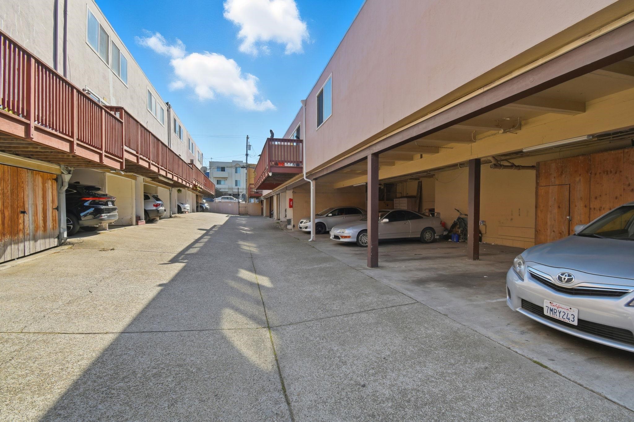 Detail Gallery Image 28 of 32 For 576 Sylvan St #20,  Daly City,  CA 94014 - 2 Beds | 1/1 Baths