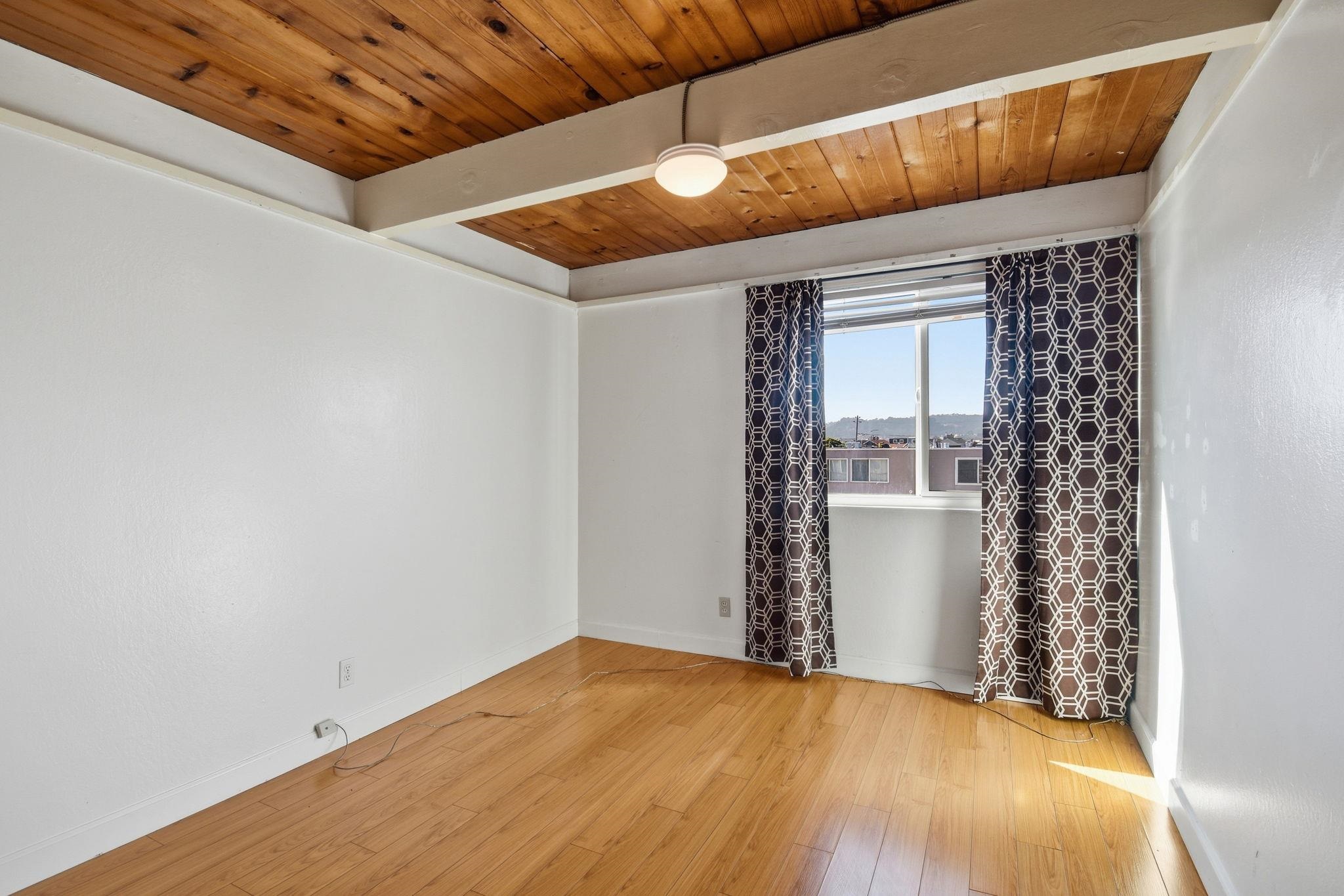 Detail Gallery Image 10 of 32 For 576 Sylvan St #20,  Daly City,  CA 94014 - 2 Beds | 1/1 Baths