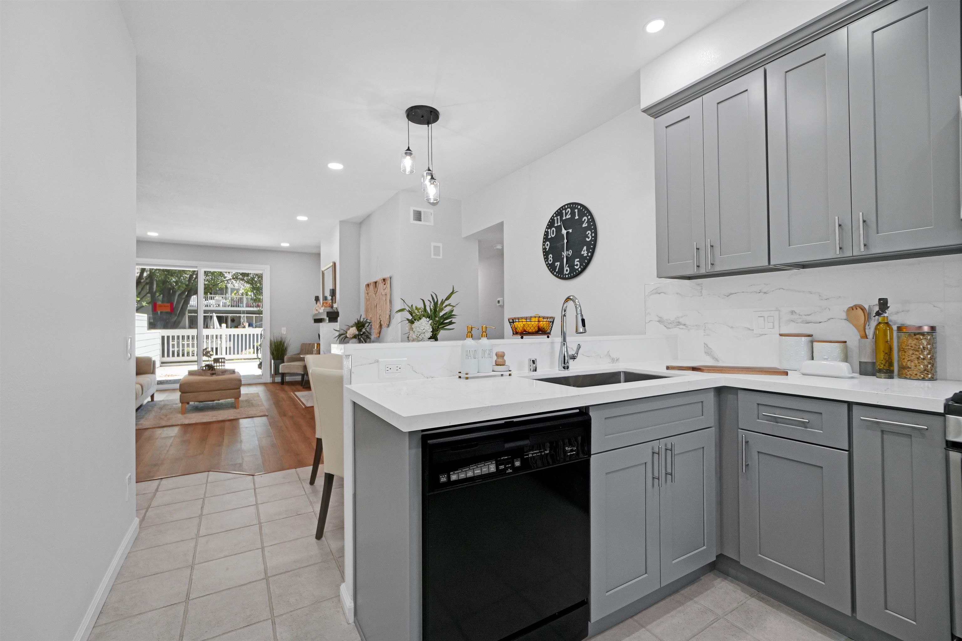 Photo #11: 41123725 Listing: Photo #11