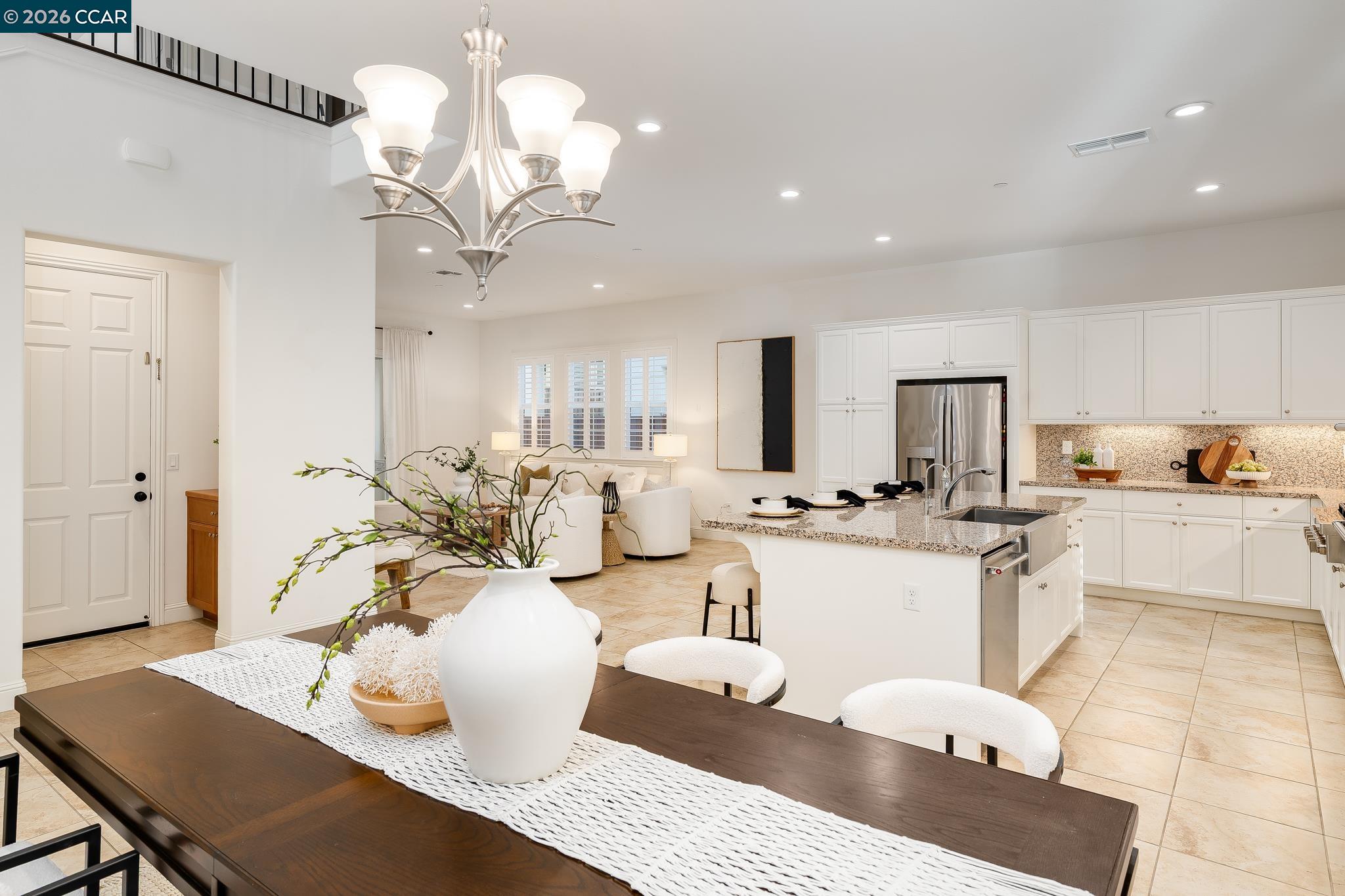 Detail Gallery Image 14 of 39 For 748 Roseum Ct, San Ramon,  CA 94582 - 4 Beds | 4/1 Baths