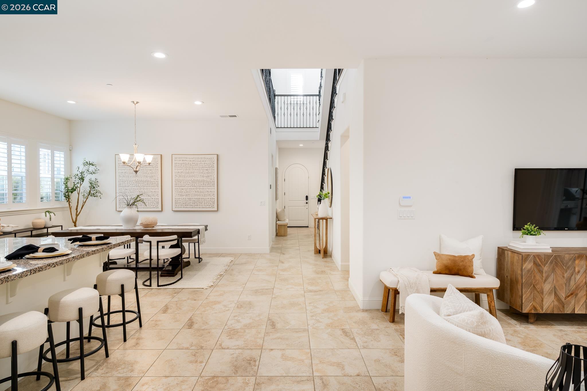 Detail Gallery Image 15 of 39 For 748 Roseum Ct, San Ramon,  CA 94582 - 4 Beds | 4/1 Baths