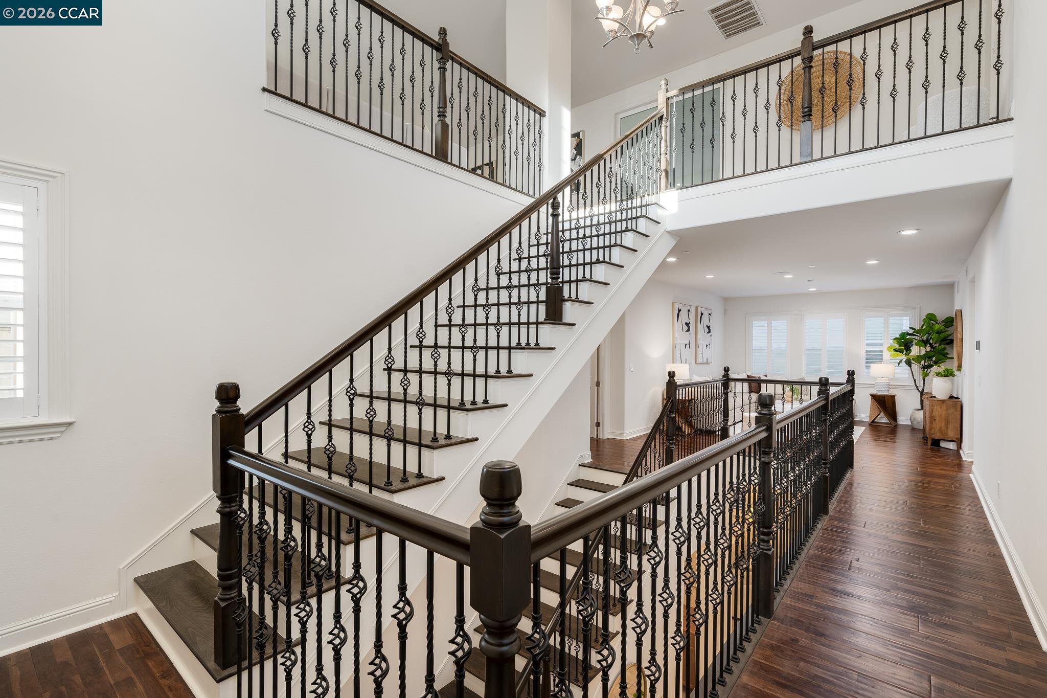 Detail Gallery Image 30 of 39 For 748 Roseum Ct, San Ramon,  CA 94582 - 4 Beds | 4/1 Baths