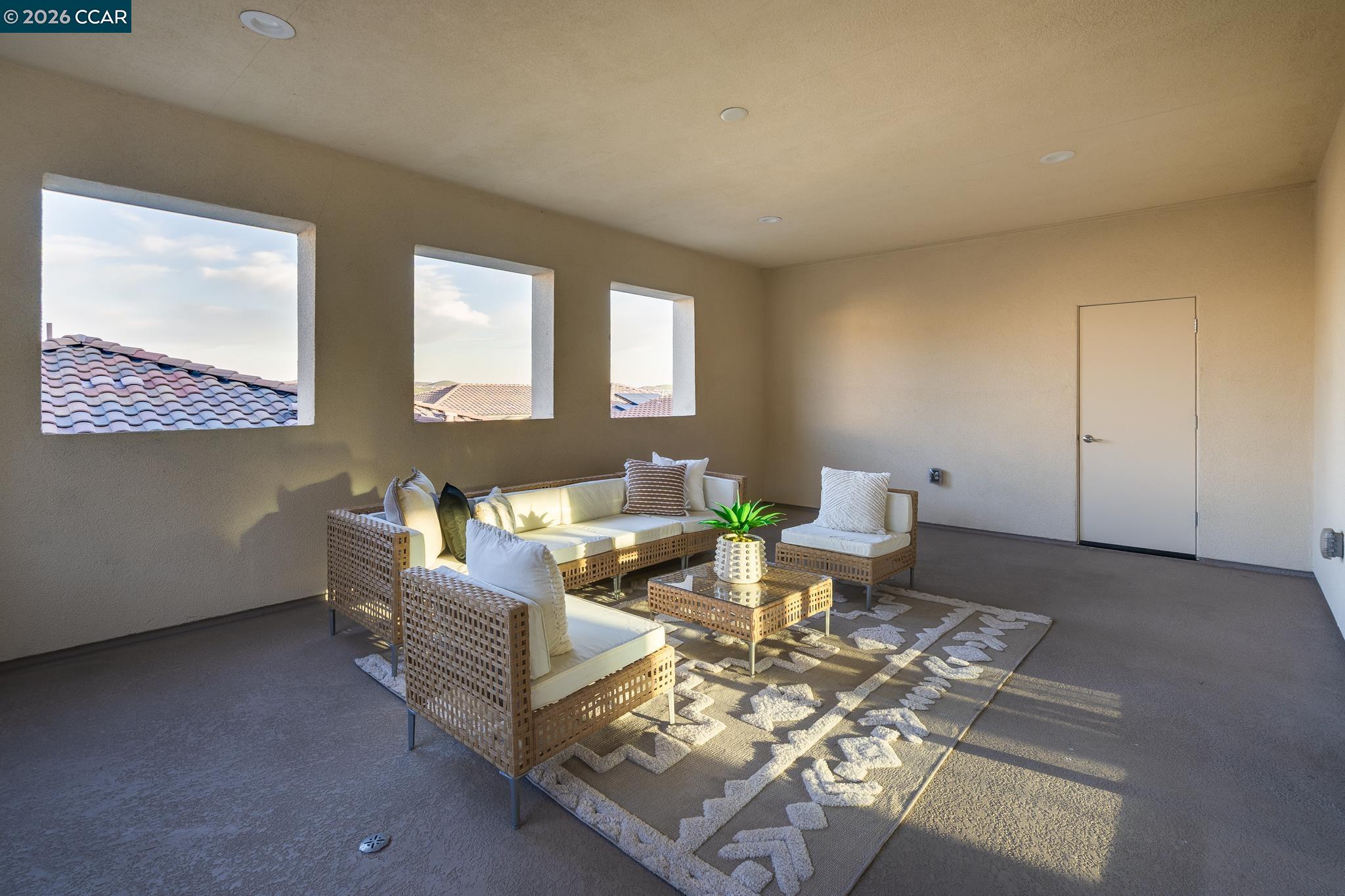 Detail Gallery Image 37 of 39 For 748 Roseum Ct, San Ramon,  CA 94582 - 4 Beds | 4/1 Baths