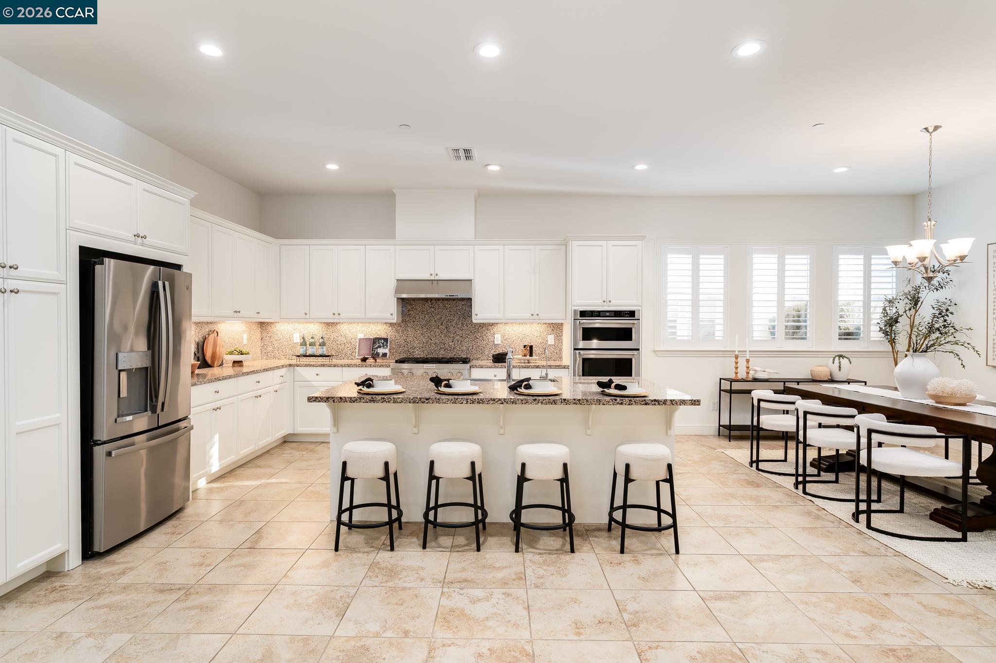 Detail Gallery Image 7 of 39 For 748 Roseum Ct, San Ramon,  CA 94582 - 4 Beds | 4/1 Baths