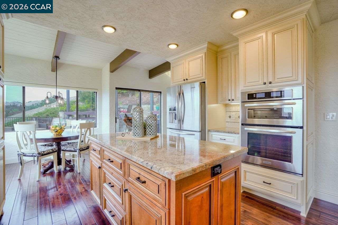 Detail Gallery Image 11 of 30 For 44 Pulido Ct, Danville,  CA 94526 - 3 Beds | 2/1 Baths