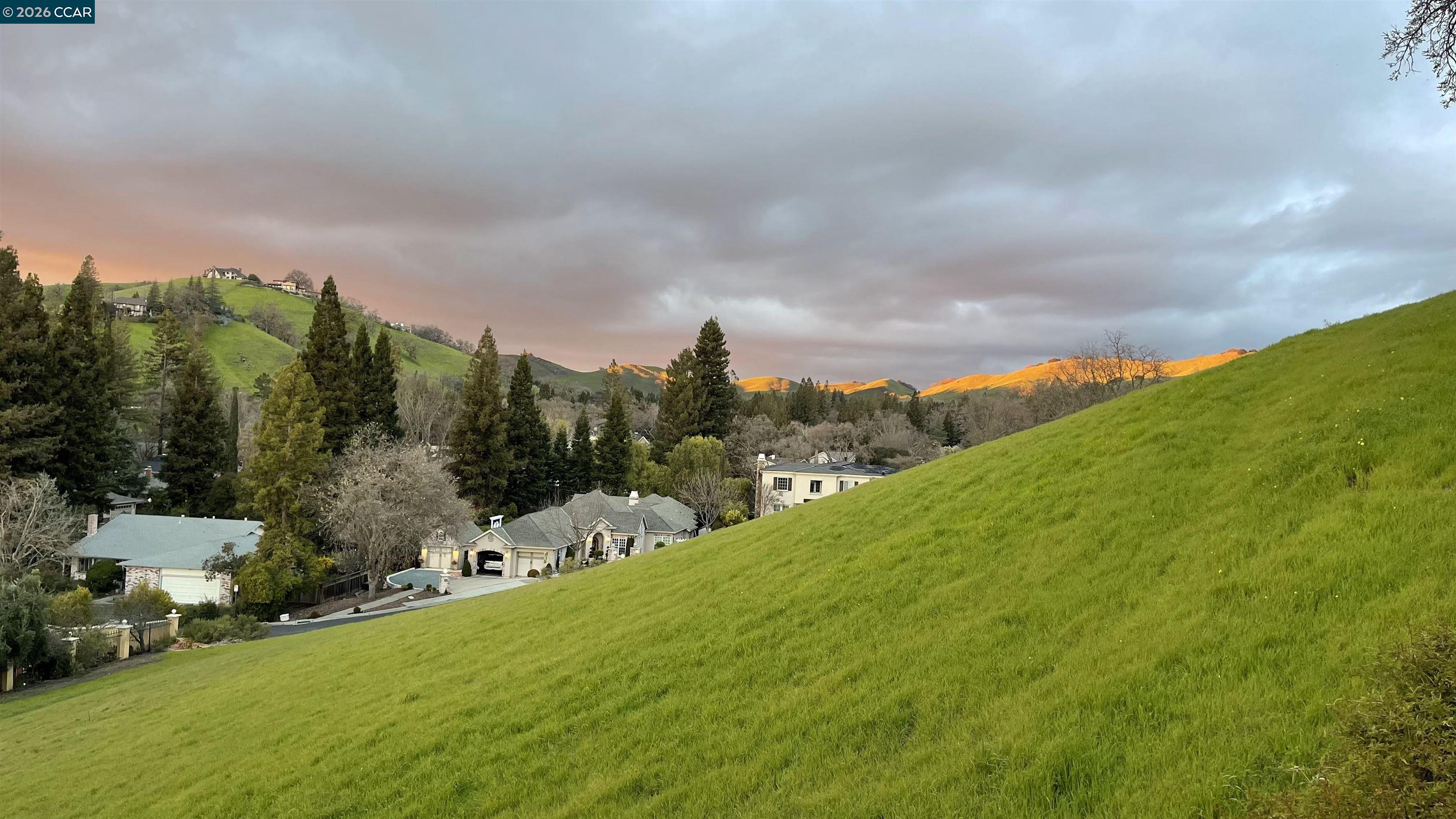 Detail Gallery Image 19 of 30 For 44 Pulido Ct, Danville,  CA 94526 - 3 Beds | 2/1 Baths