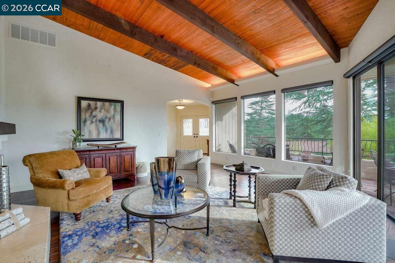 Detail Gallery Image 3 of 30 For 44 Pulido Ct, Danville,  CA 94526 - 3 Beds | 2/1 Baths