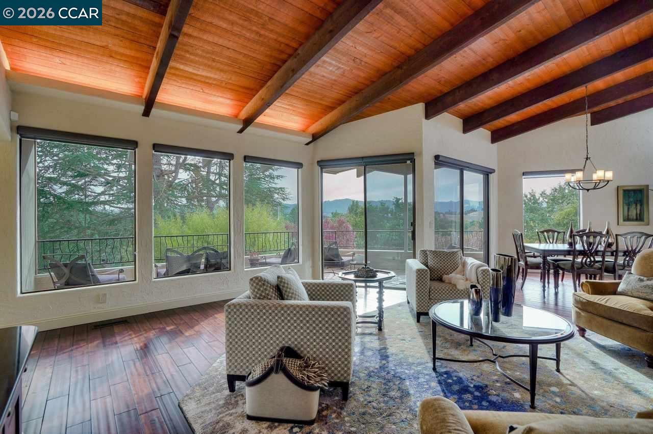 Detail Gallery Image 4 of 30 For 44 Pulido Ct, Danville,  CA 94526 - 3 Beds | 2/1 Baths