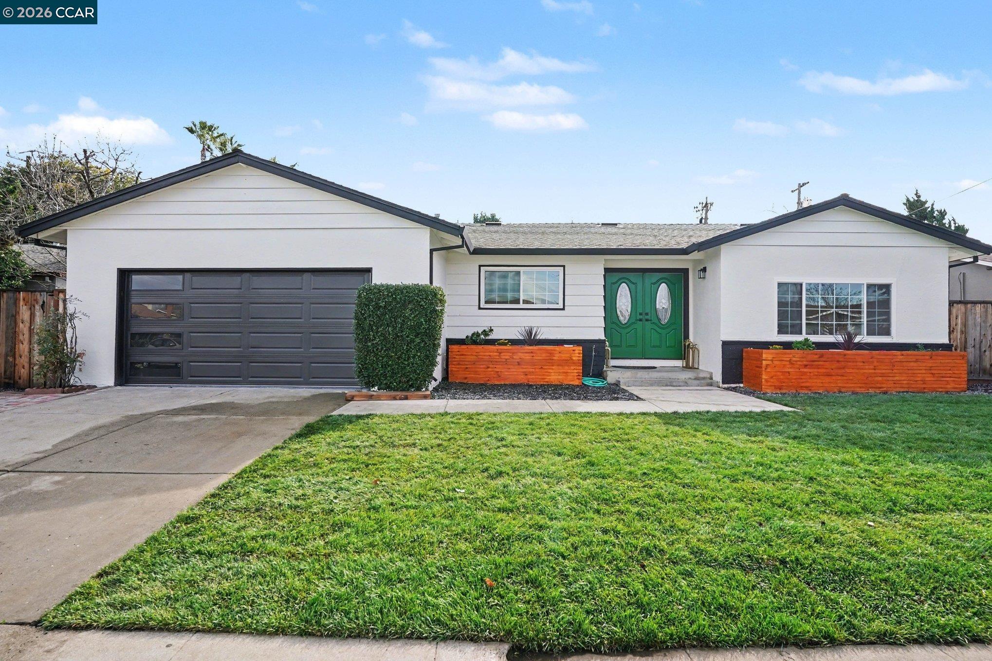 Front Image Thumbnail for CC41123730