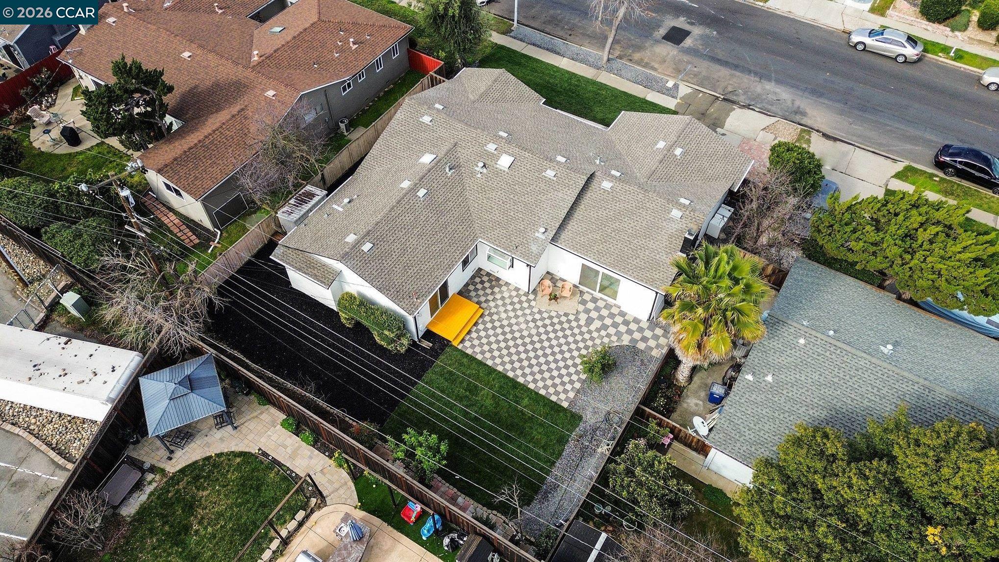 Detail Gallery Image 24 of 27 For 1522 Thornwood Dr, Concord,  CA 94521 - 5 Beds | 2 Baths