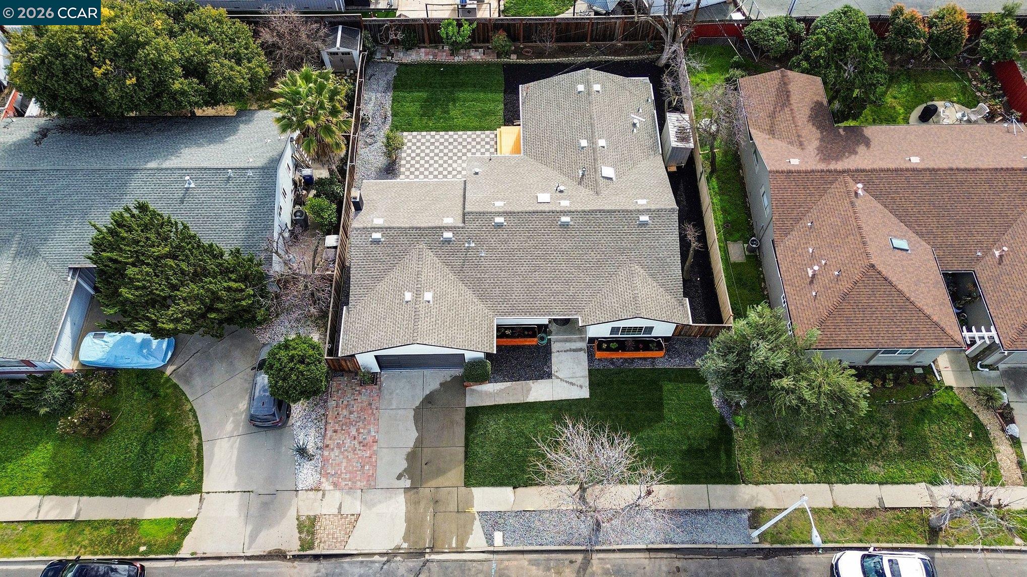 Detail Gallery Image 25 of 27 For 1522 Thornwood Dr, Concord,  CA 94521 - 5 Beds | 2 Baths