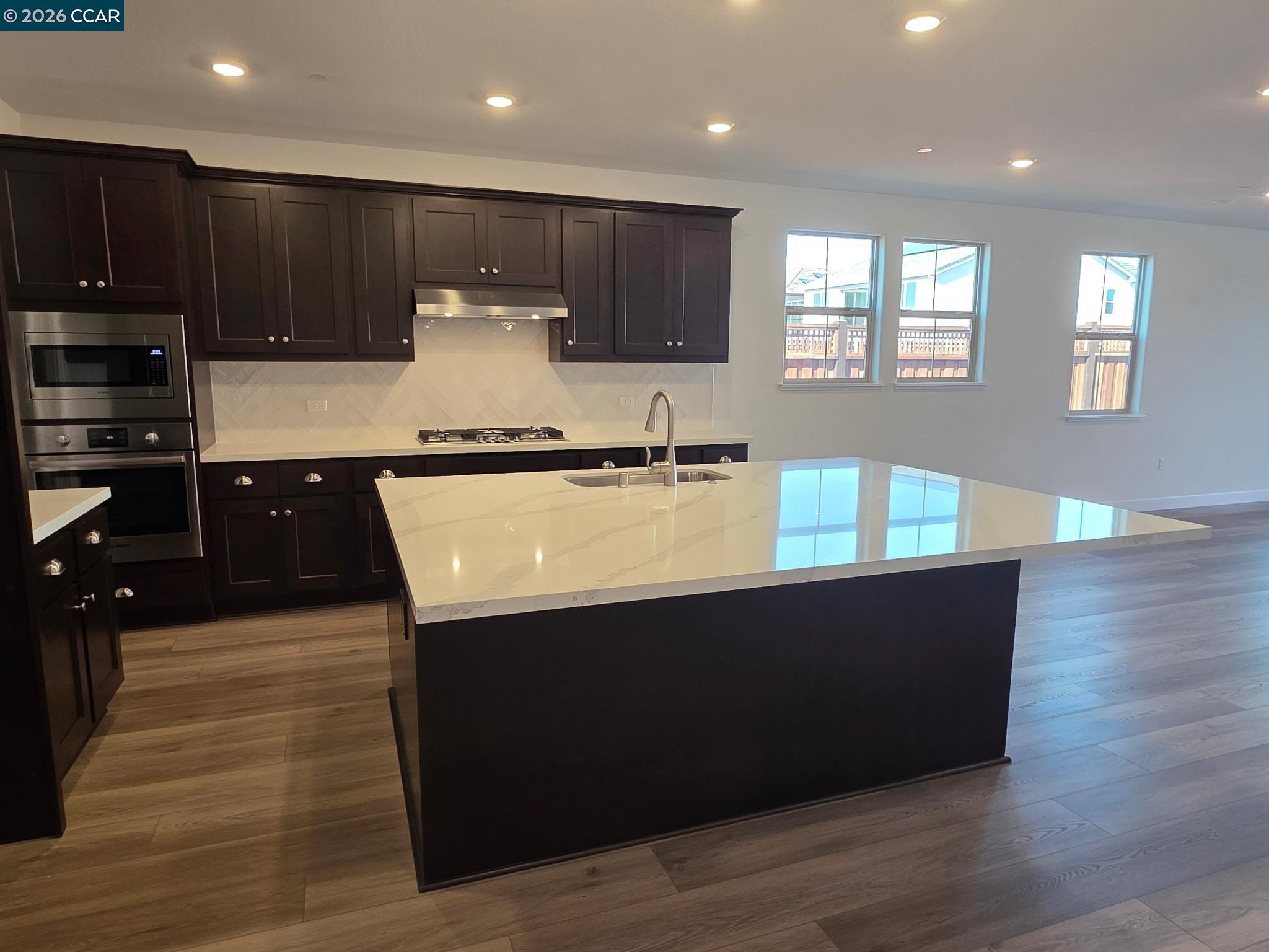 Detail Gallery Image 5 of 15 For 3571 Bullard Lane, Lathrop,  CA 95330-0000 - 4 Beds | 4/1 Baths