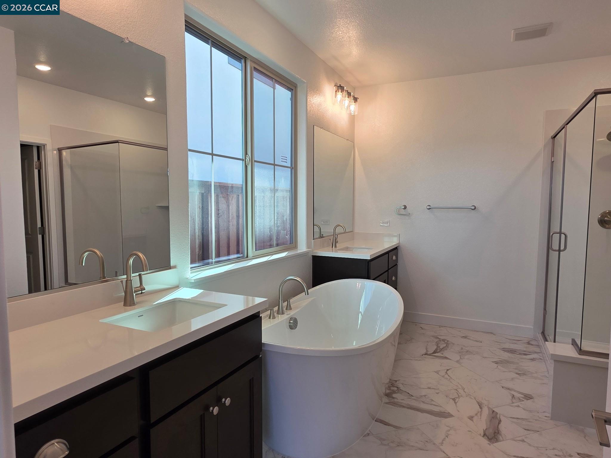 Detail Gallery Image 6 of 15 For 3571 Bullard Lane, Lathrop,  CA 95330-0000 - 4 Beds | 4/1 Baths