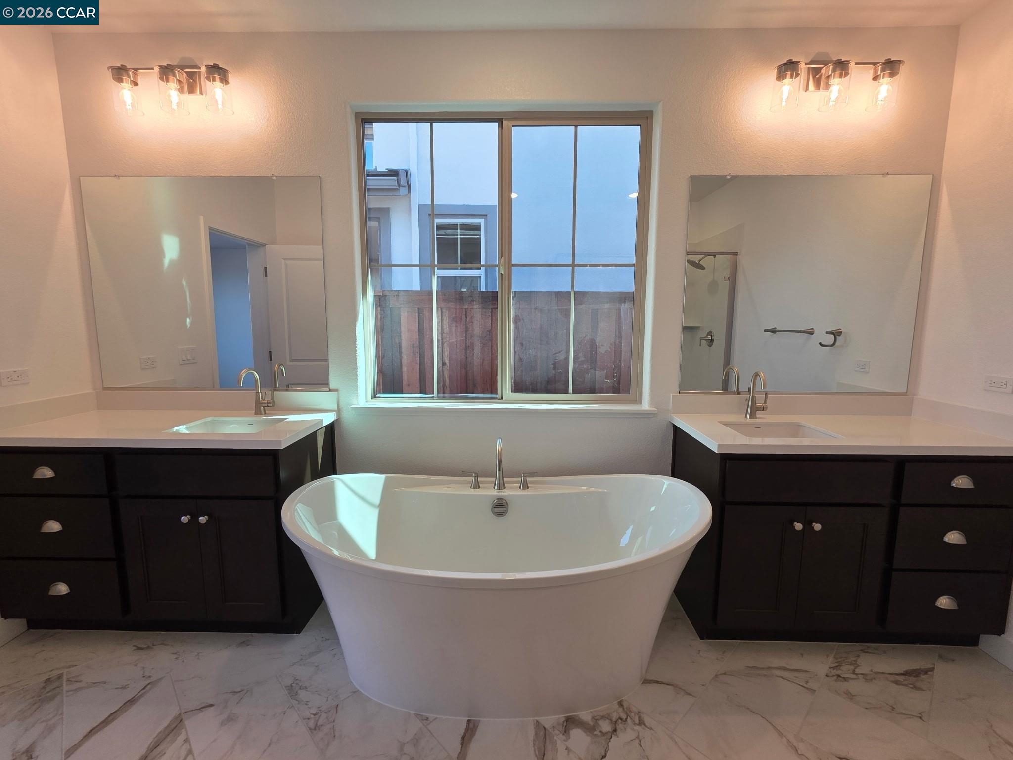 Detail Gallery Image 7 of 15 For 3571 Bullard Lane, Lathrop,  CA 95330-0000 - 4 Beds | 4/1 Baths