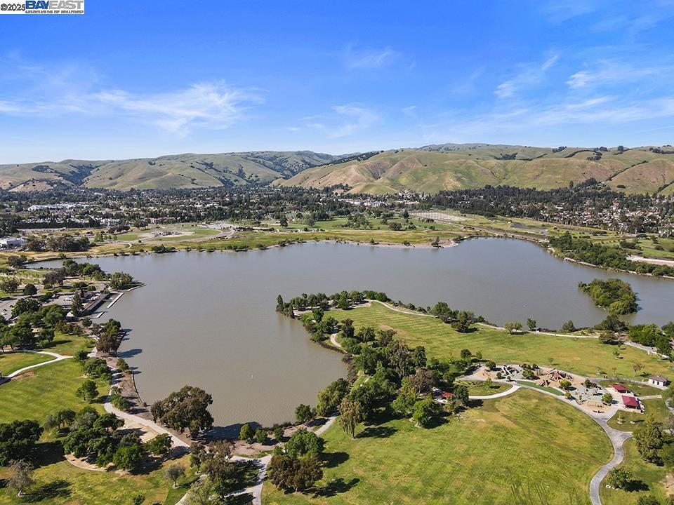 Detail Gallery Image 54 of 58 For 4423 Bush Cir., Fremont,  CA 94538 - 3 Beds | 2/1 Baths