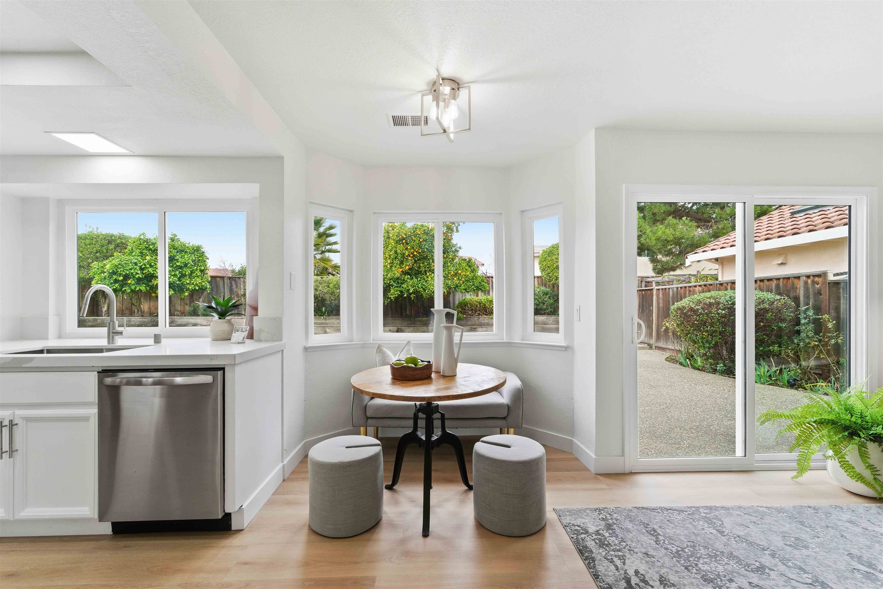 Detail Gallery Image 10 of 58 For 4423 Bush Cir., Fremont,  CA 94538 - 3 Beds | 2/1 Baths