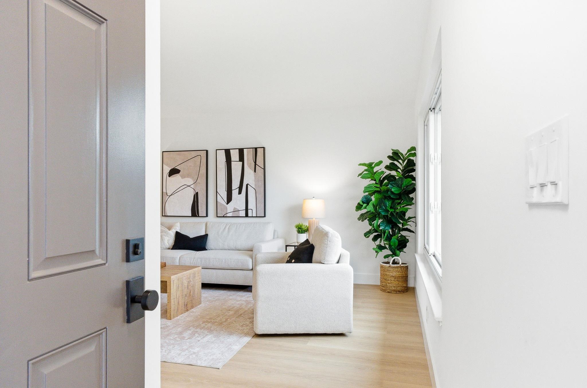 Detail Gallery Image 2 of 39 For 1111 Stellar Way, Milpitas,  CA 95035 - 3 Beds | 2/1 Baths