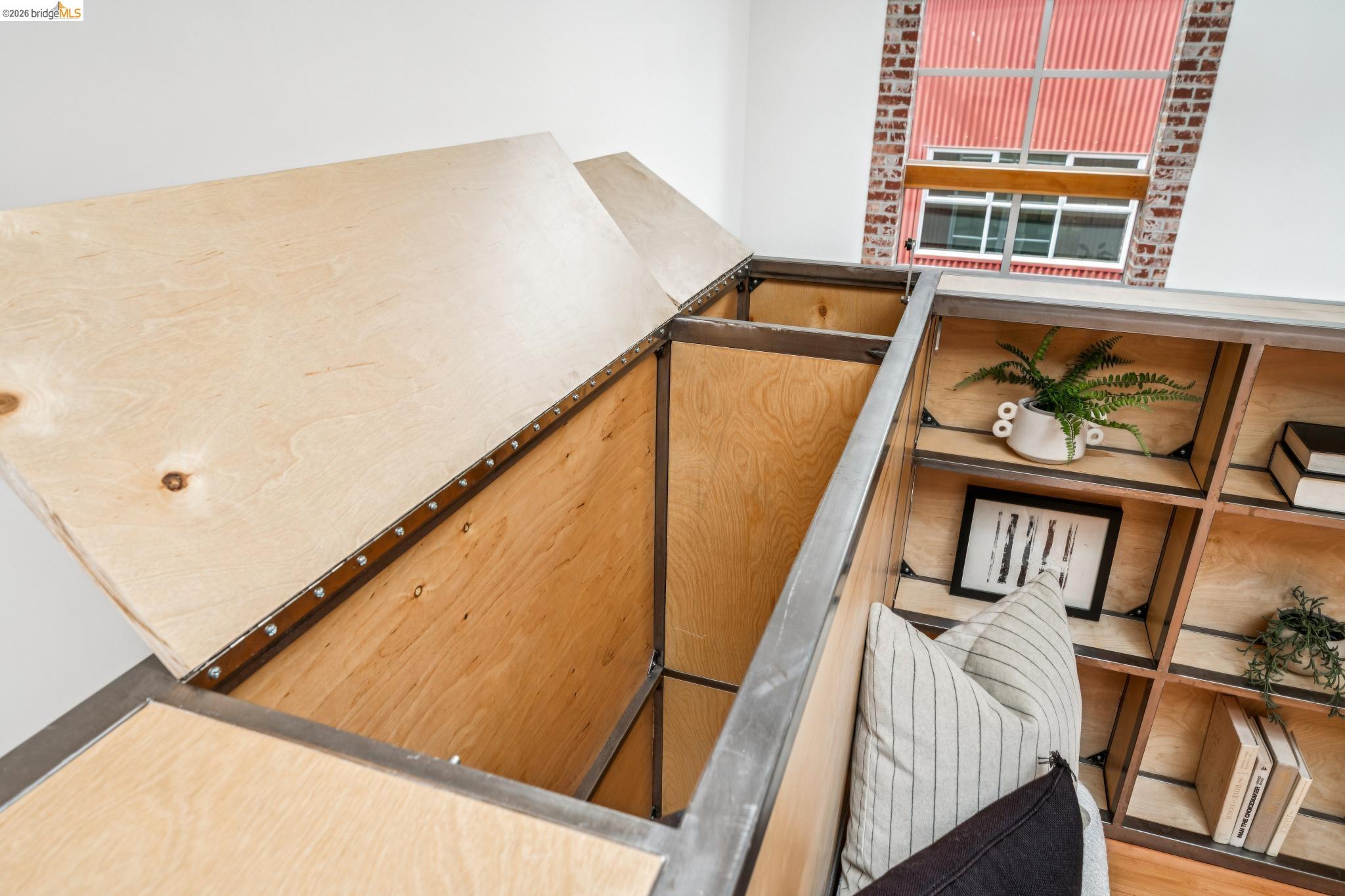 Detail Gallery Image 28 of 47 For 829 21st St #3,  Oakland,  CA 94607 - 1 Beds | 2 Baths