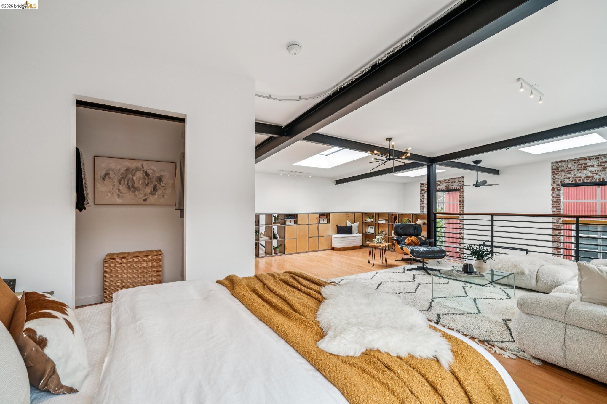 Detail Gallery Image 32 of 47 For 829 21st St #3,  Oakland,  CA 94607 - 1 Beds | 2 Baths