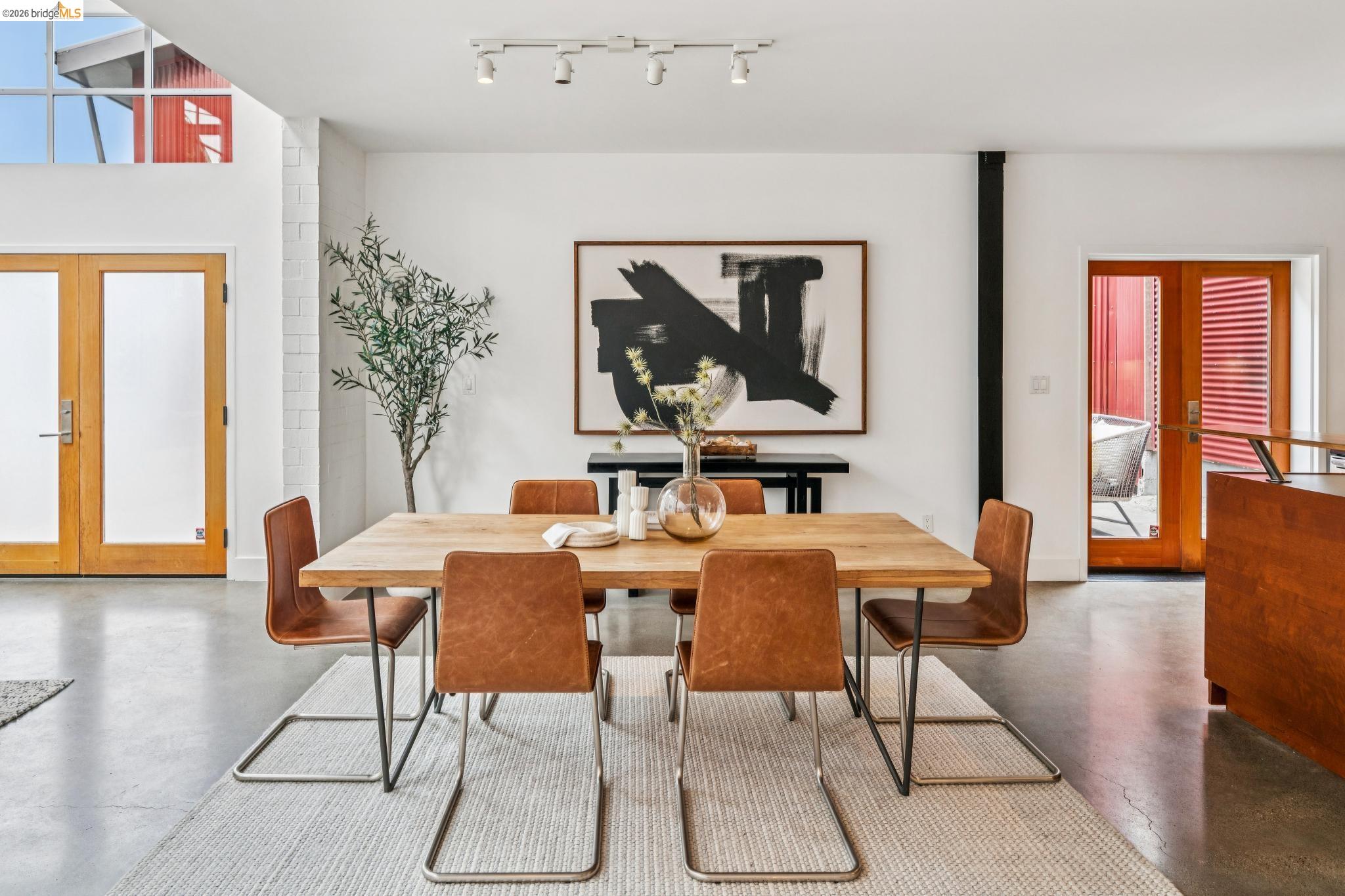 Detail Gallery Image 10 of 47 For 829 21st St #3,  Oakland,  CA 94607 - 1 Beds | 2 Baths