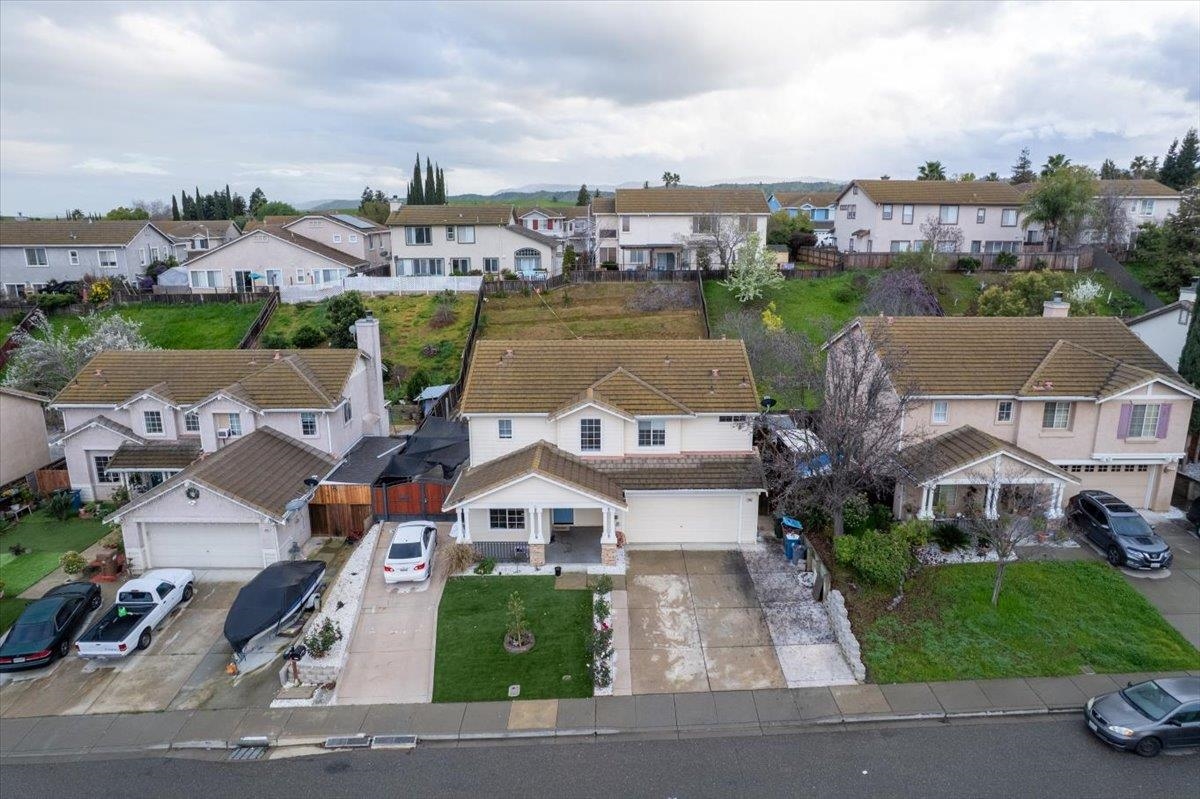 Detail Gallery Image 5 of 48 For 1246 Oak Haven Way, Antioch,  CA 94531 - 4 Beds | 2/1 Baths