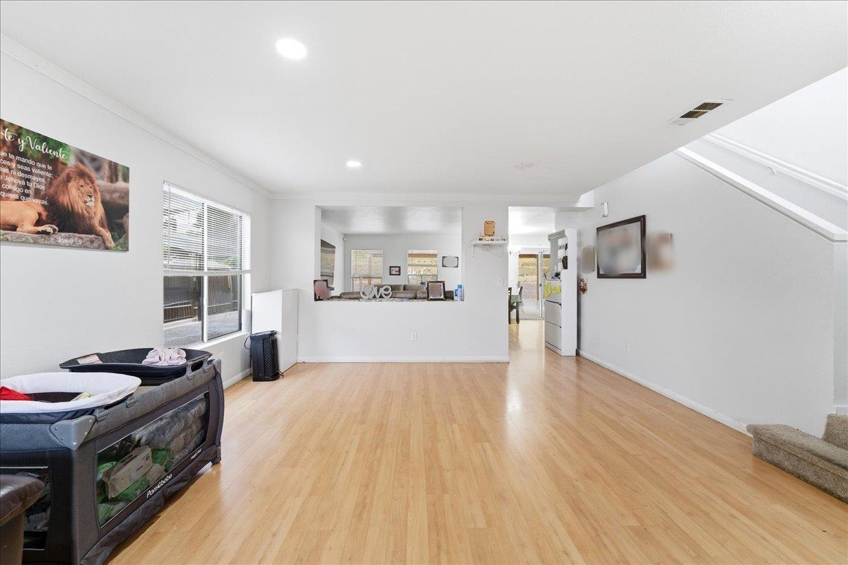 Detail Gallery Image 9 of 48 For 1246 Oak Haven Way, Antioch,  CA 94531 - 4 Beds | 2/1 Baths