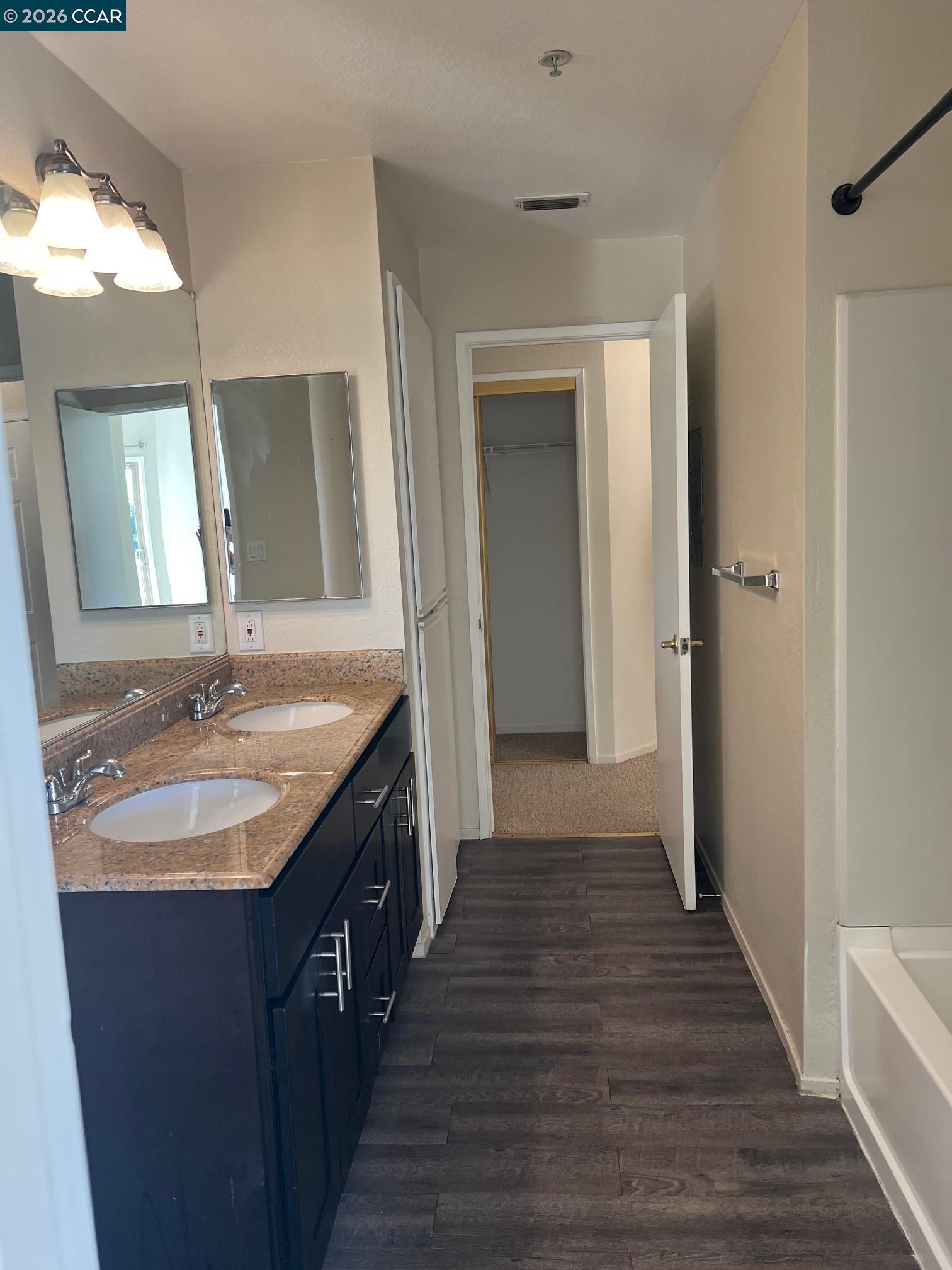 Detail Gallery Image 3 of 12 For 25938 Kay Ave #322,  Hayward,  CA 94545 - 1 Beds | 1 Baths