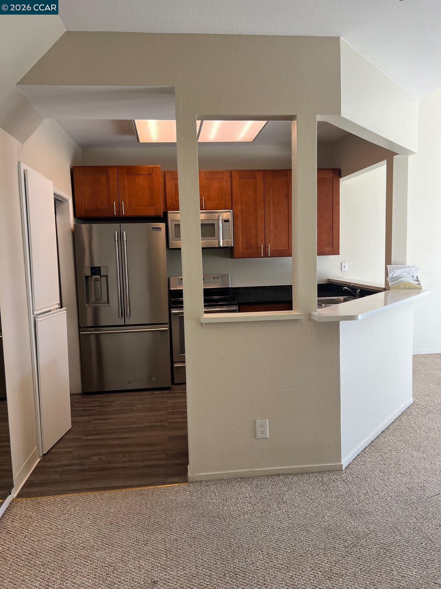 Detail Gallery Image 5 of 12 For 25938 Kay Ave #322,  Hayward,  CA 94545 - 1 Beds | 1 Baths