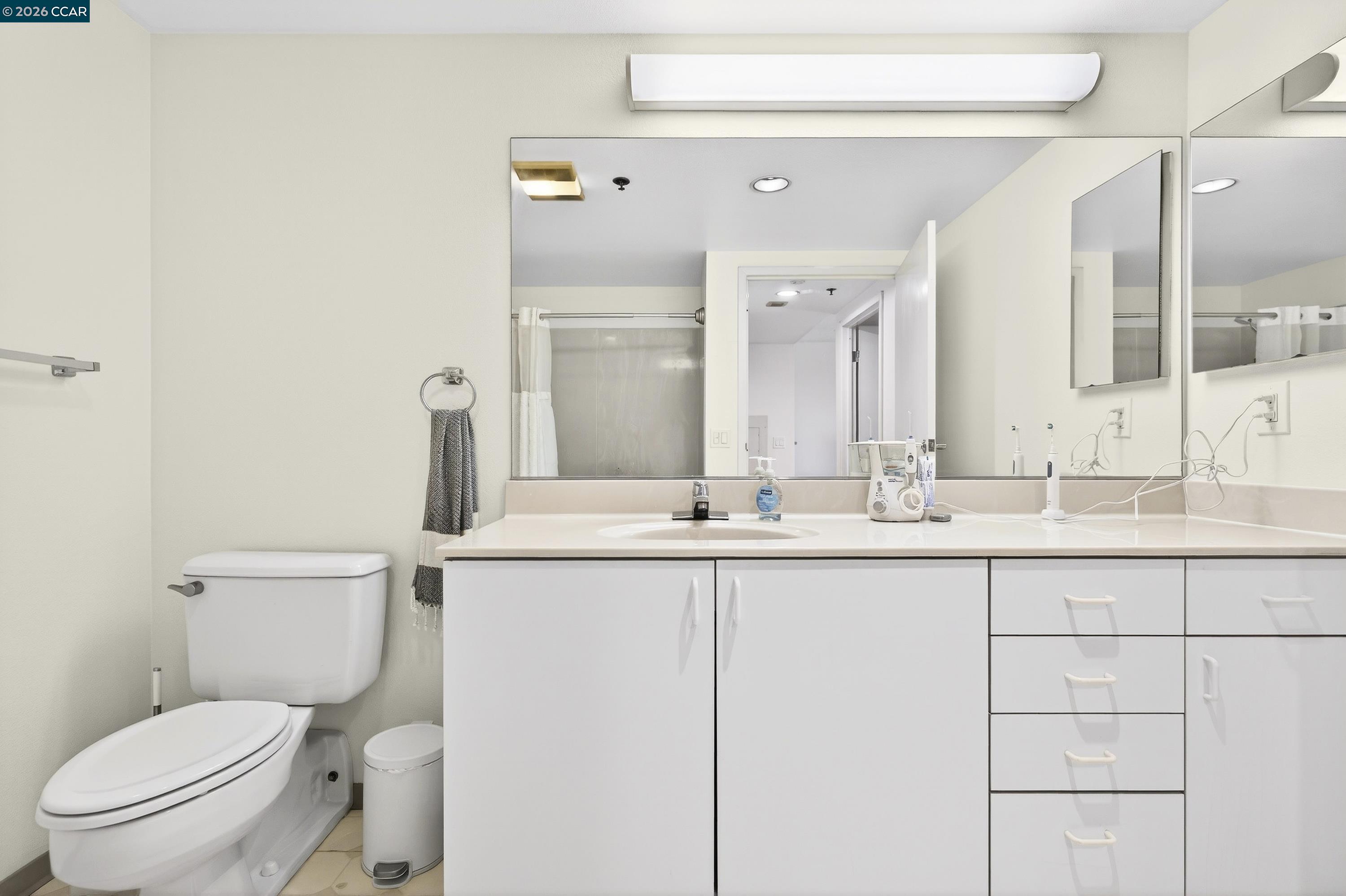 Photo #37: 41123740 Listing: Photo #37