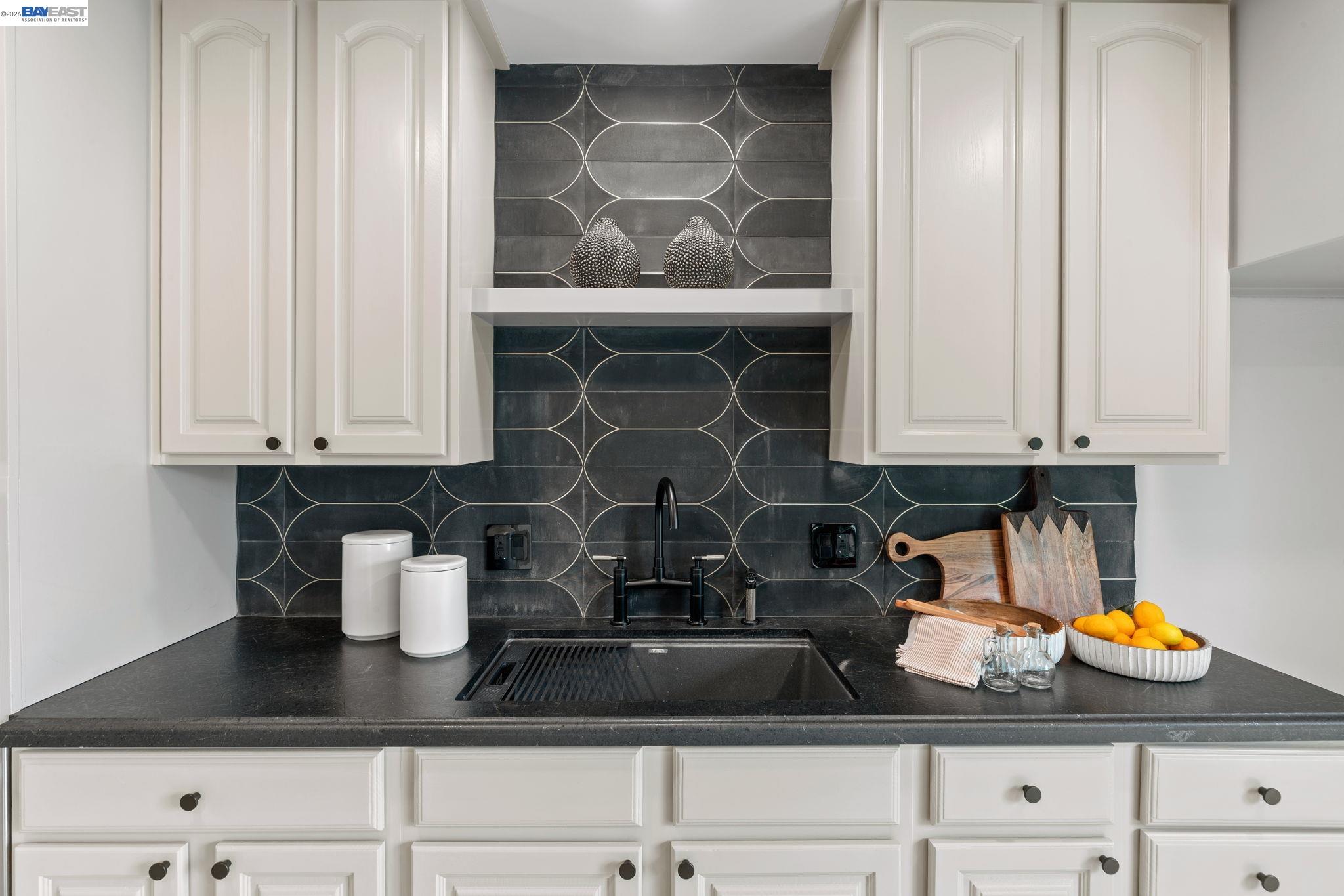 Detail Gallery Image 11 of 43 For 1766 College Ave, Livermore,  CA 94550 - 3 Beds | 2 Baths