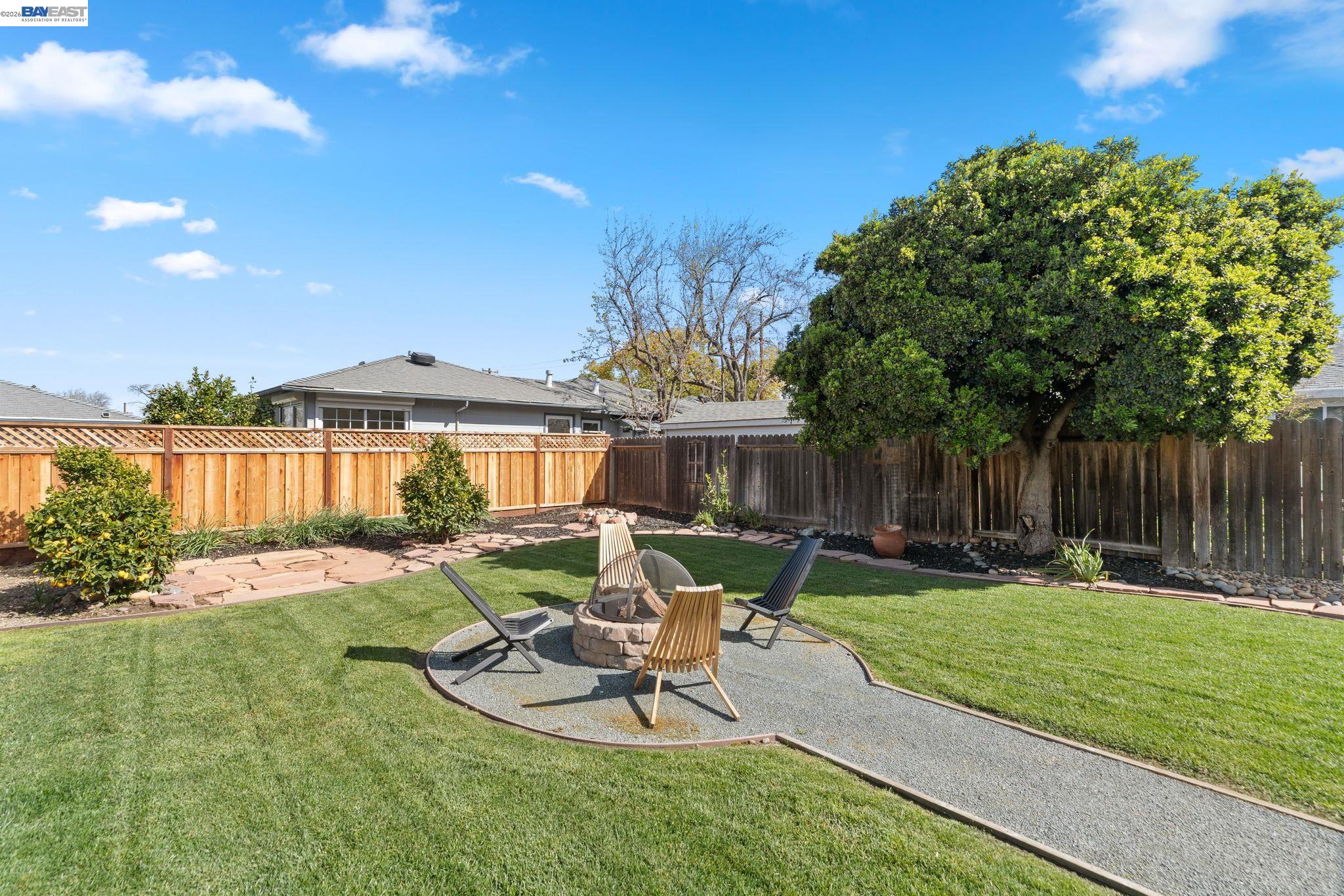 Detail Gallery Image 35 of 43 For 1766 College Ave, Livermore,  CA 94550 - 3 Beds | 2 Baths